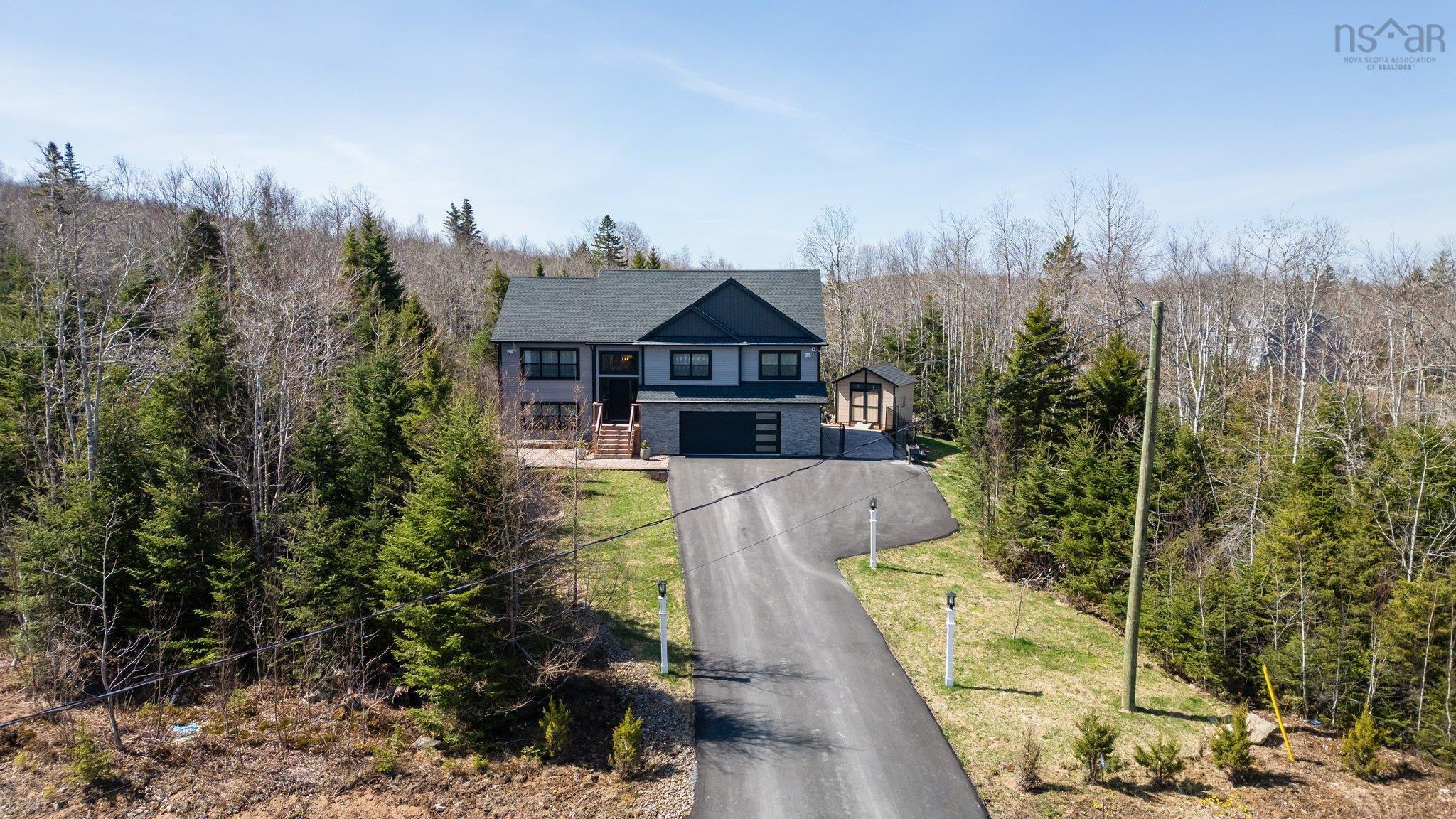 $889,900.00: 117 McKenzie Lane, East Uniacke