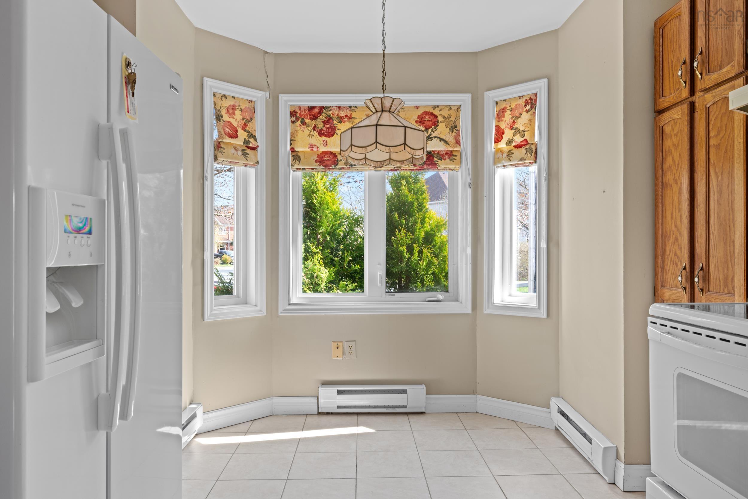 $579,900.00: 63 Trailwood Place, Clayton Park