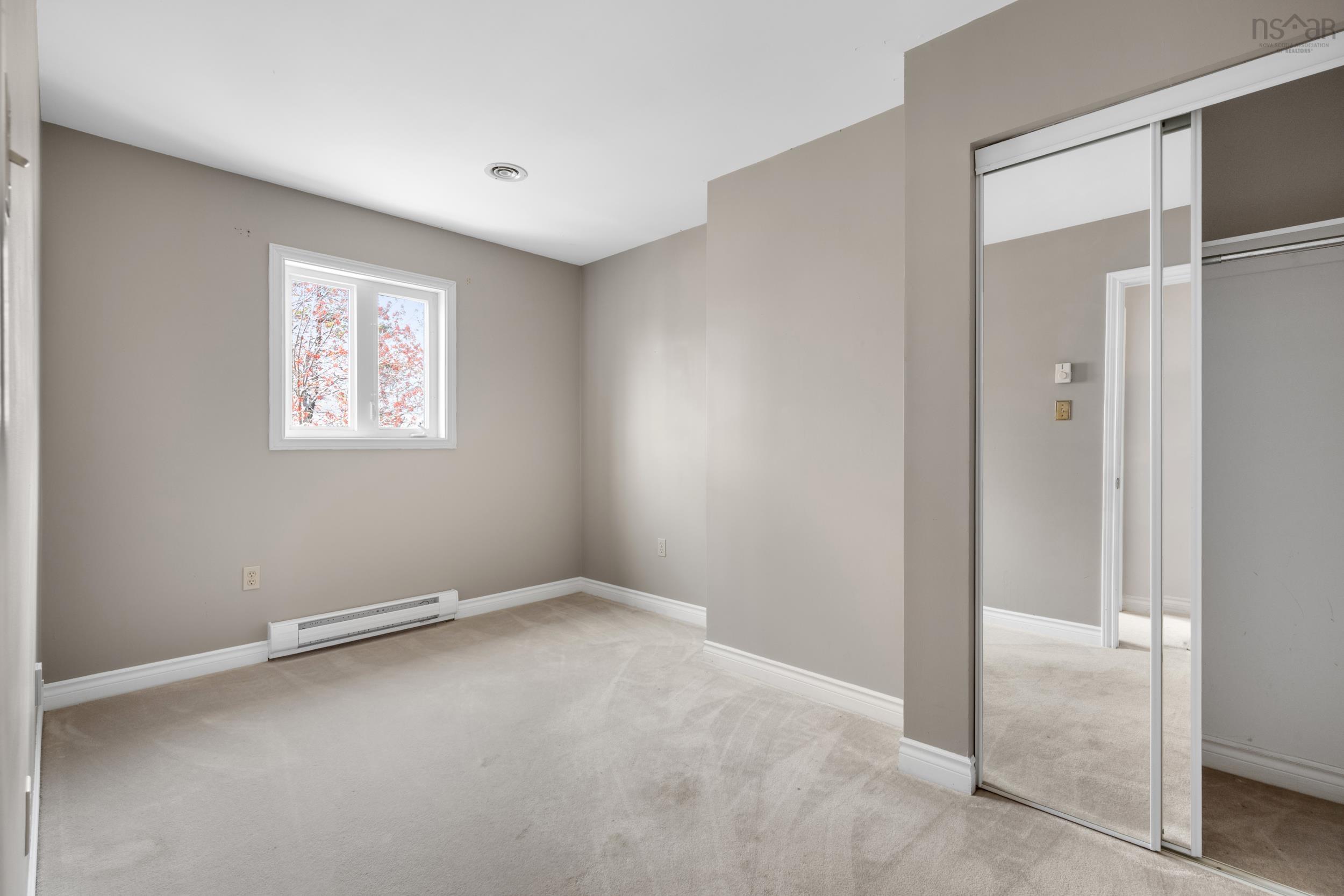 $579,900.00: 63 Trailwood Place, Clayton Park