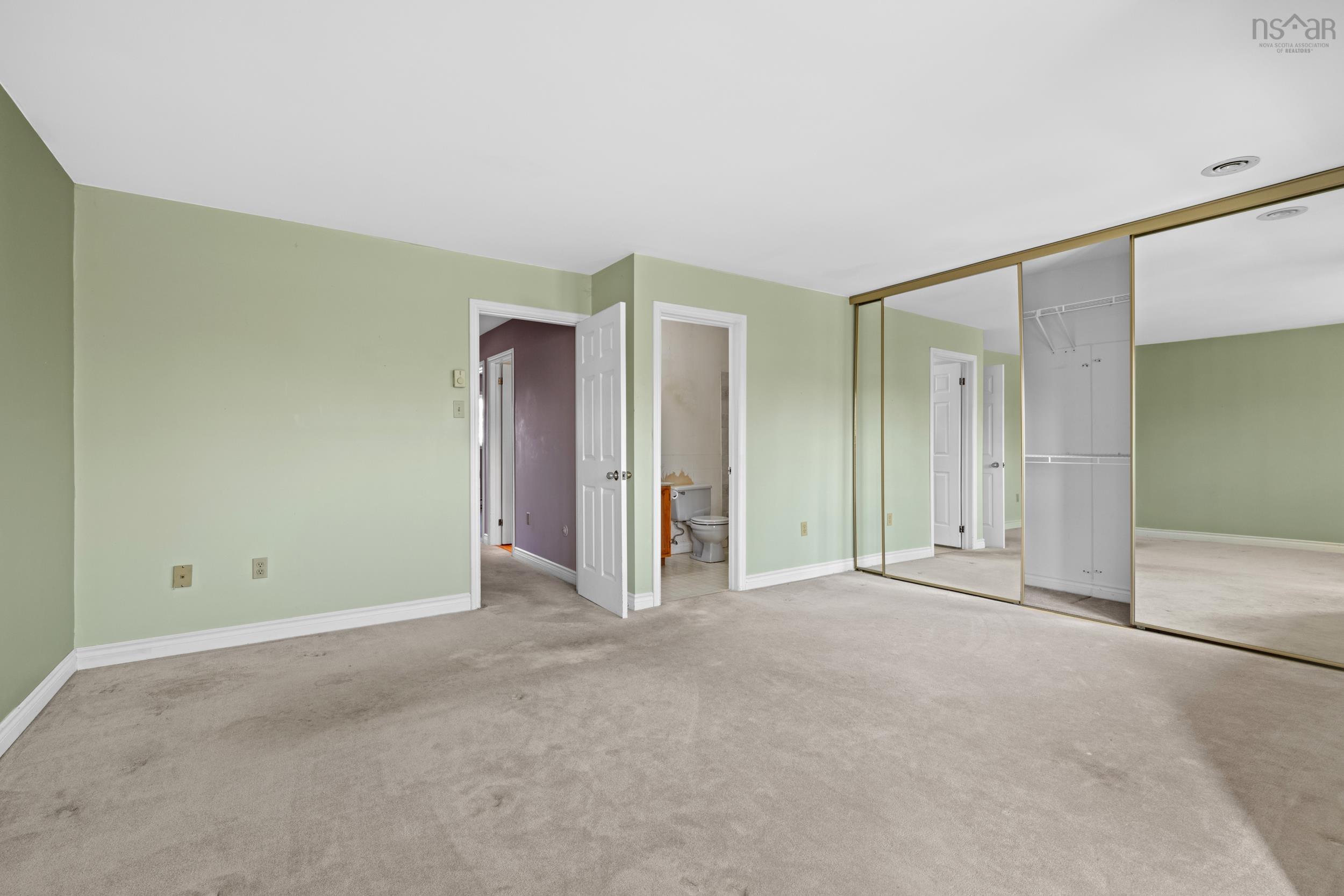 $579,900.00: 63 Trailwood Place, Clayton Park