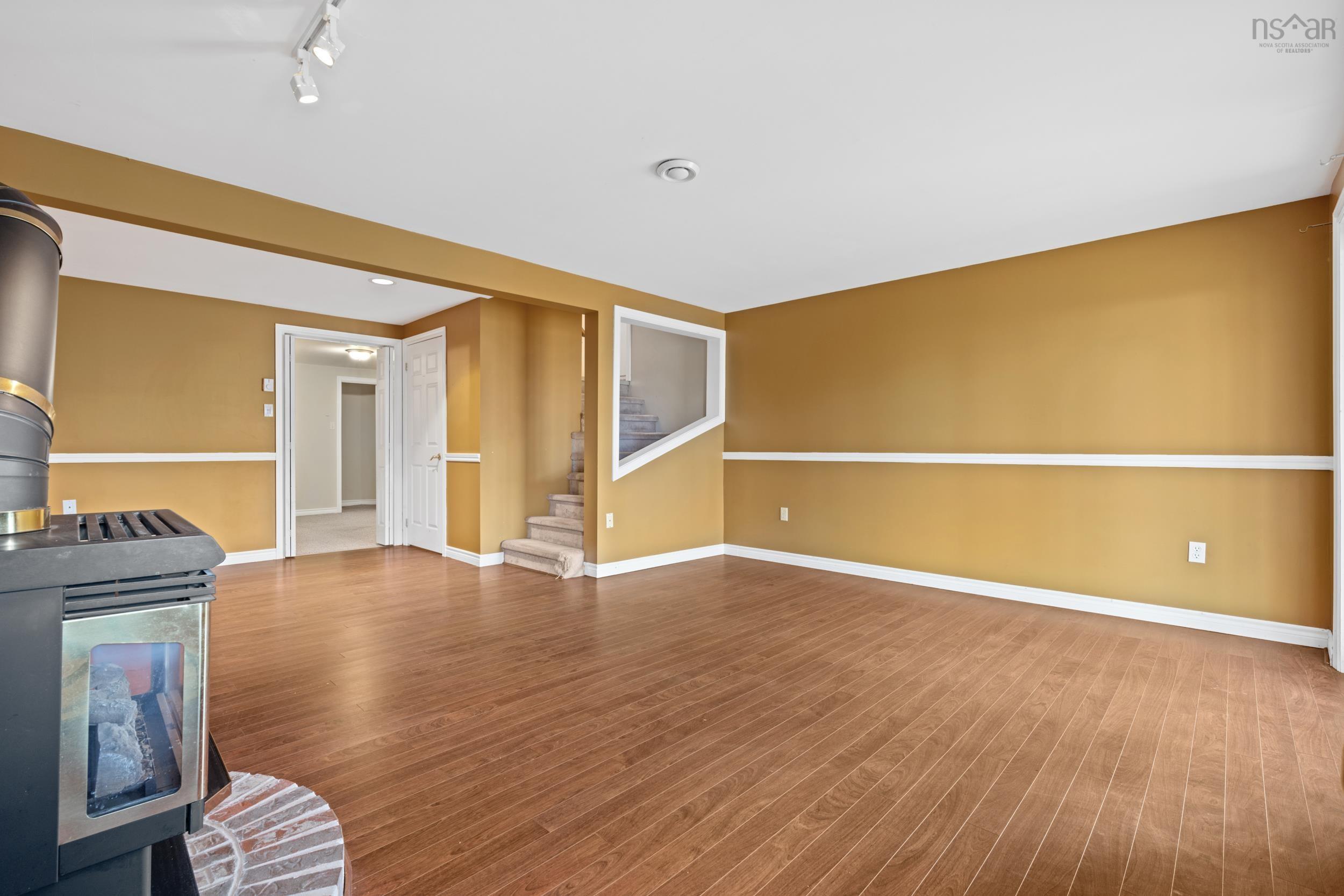 $579,900.00: 63 Trailwood Place, Clayton Park