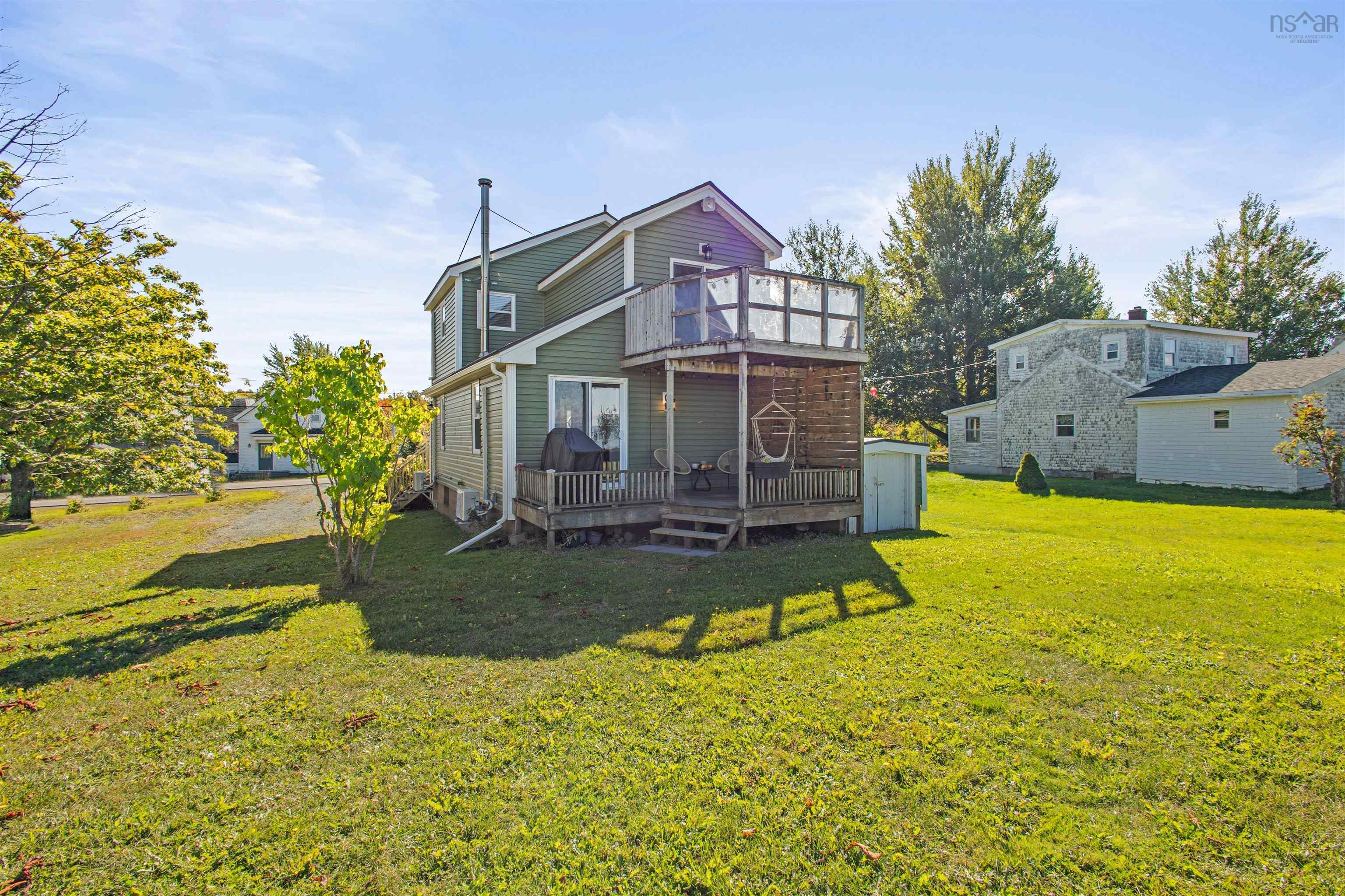 $449,900.00: 6357 Highway 215, Cheverie