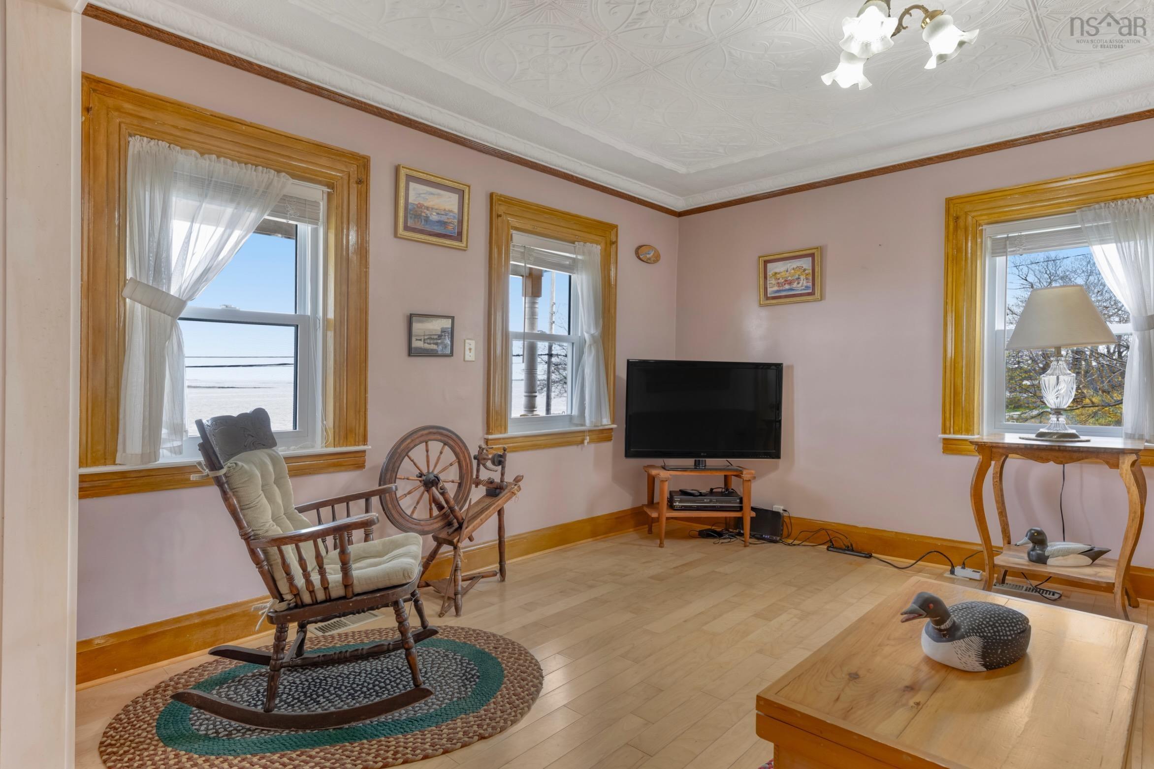 $649,000.00: 406 Kingsburg Road, Lower Rose Bay