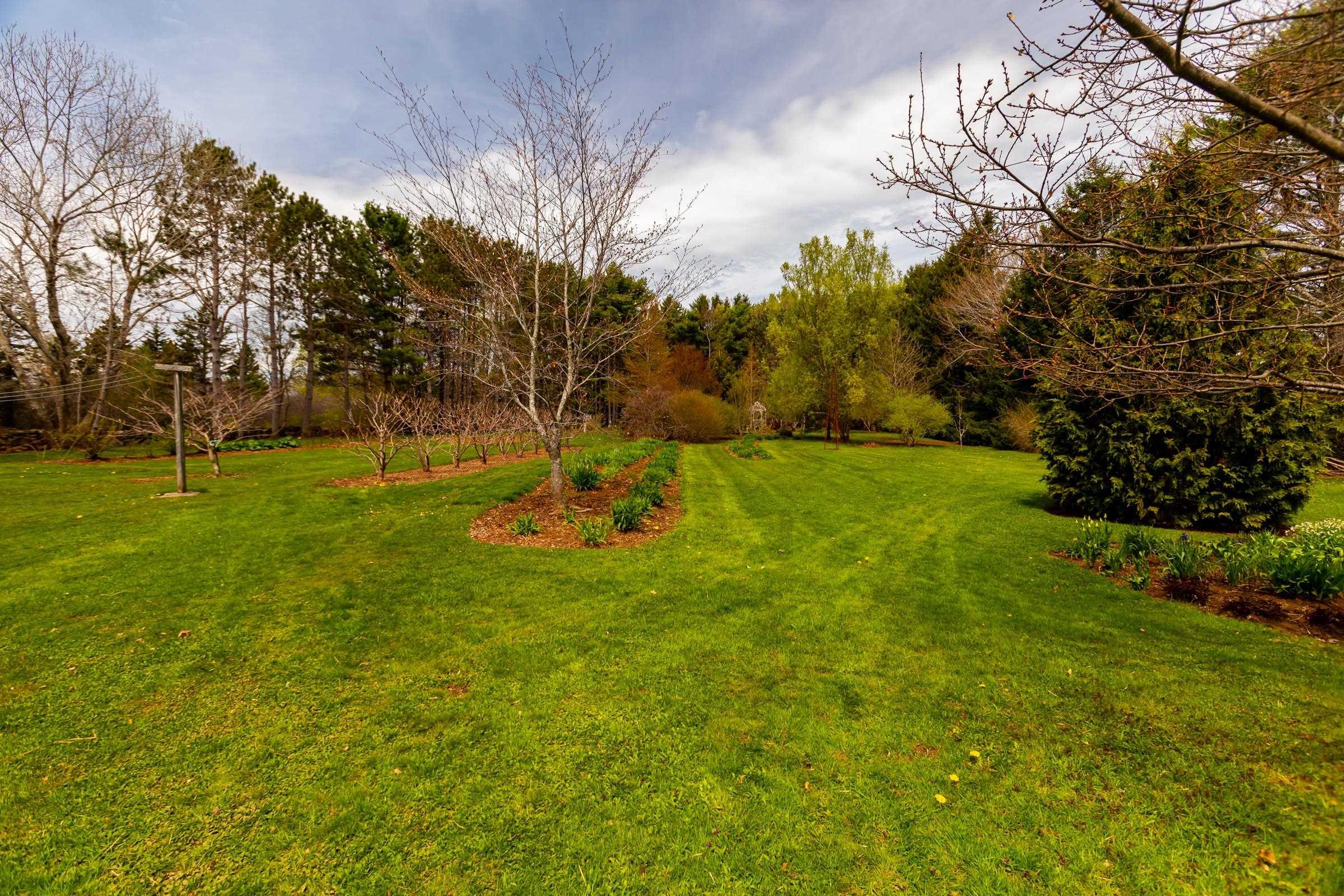 $789,000.00: 5315 Granville Road, Granville Ferry