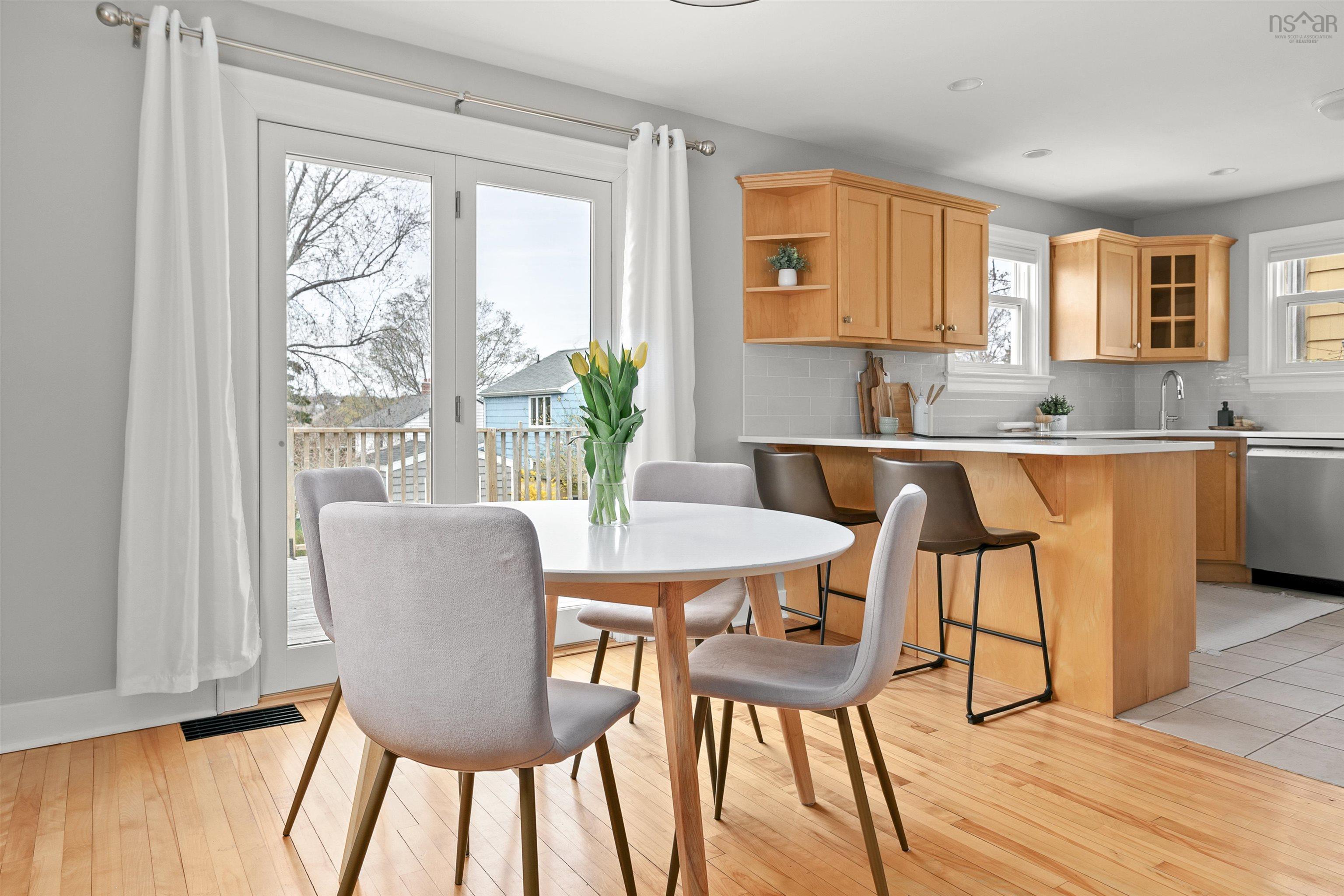 $699,900.00: 19 Canterbury Street, Dartmouth
