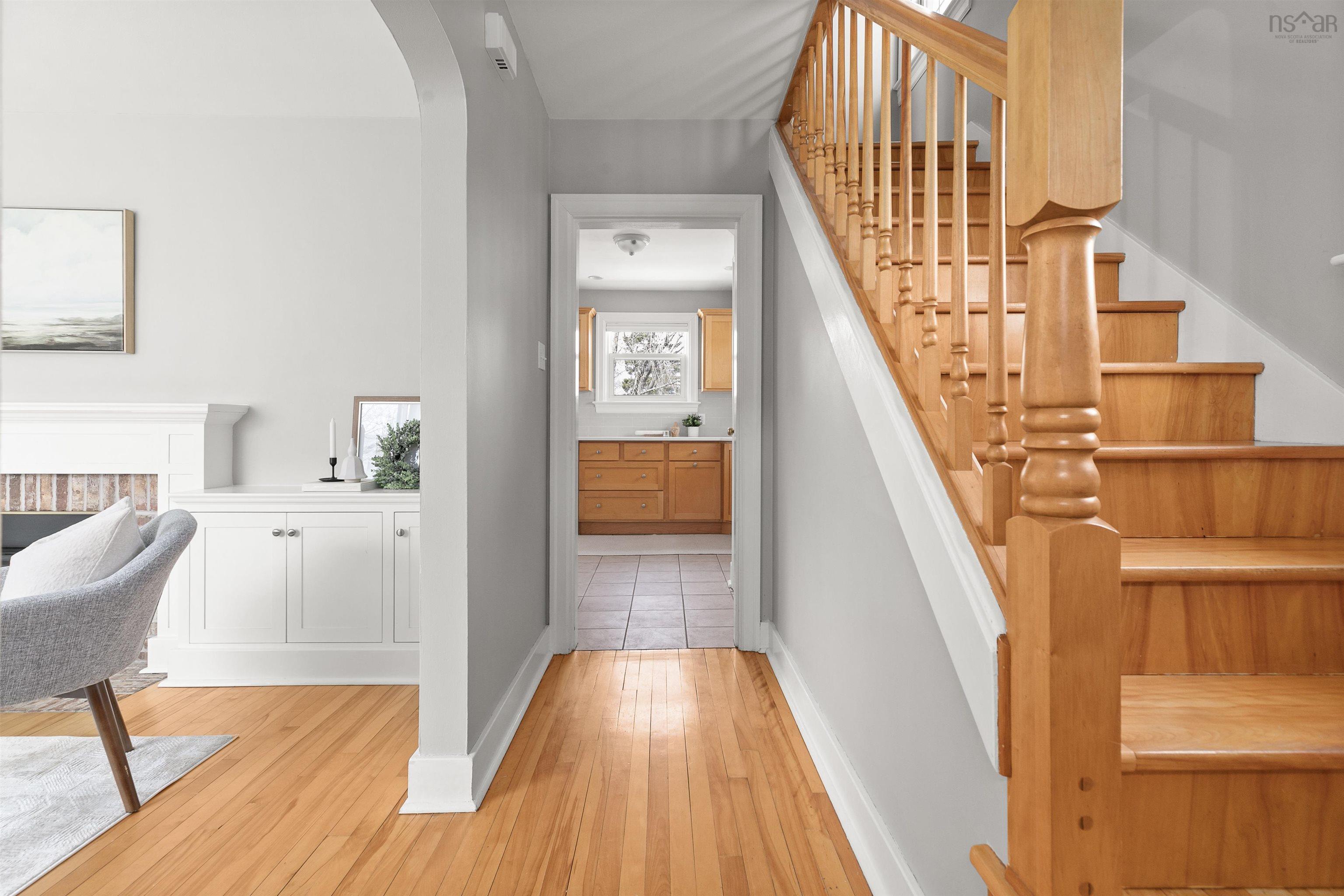 $699,900.00: 19 Canterbury Street, Dartmouth