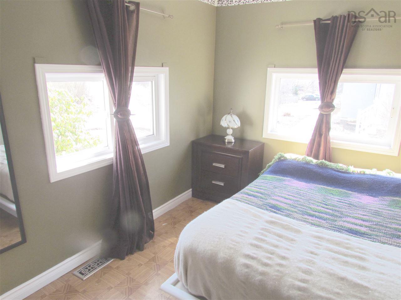 $424,500.00: 32 Circle Drive, Halifax