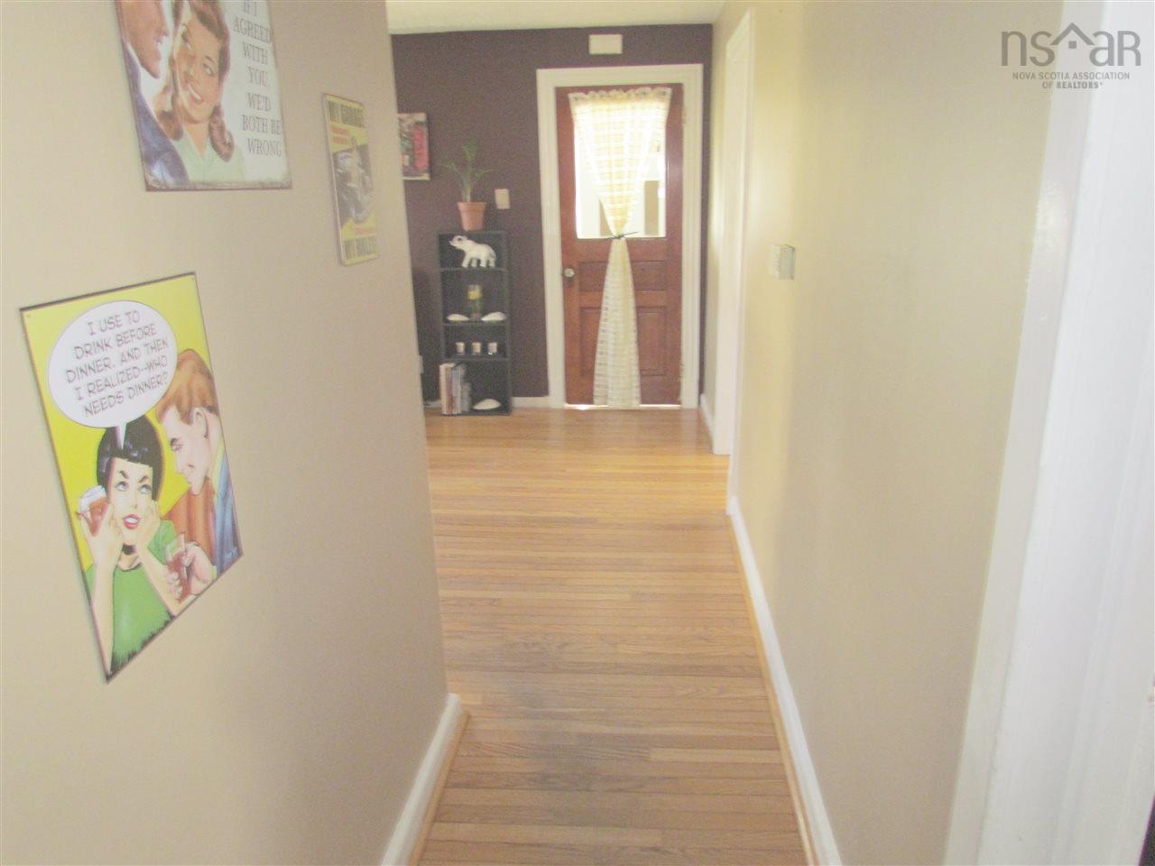 $424,500.00: 32 Circle Drive, Halifax