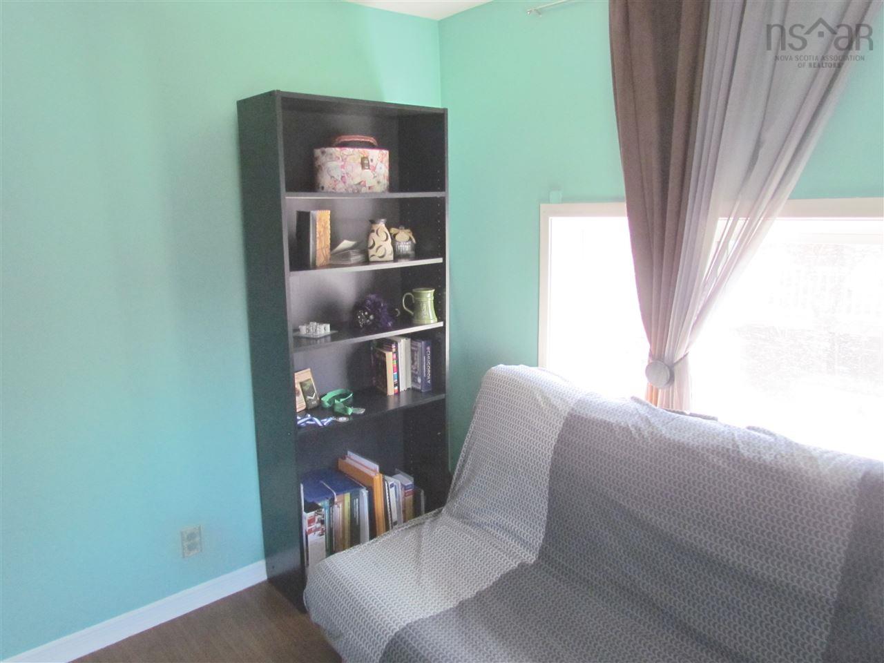$424,500.00: 32 Circle Drive, Halifax