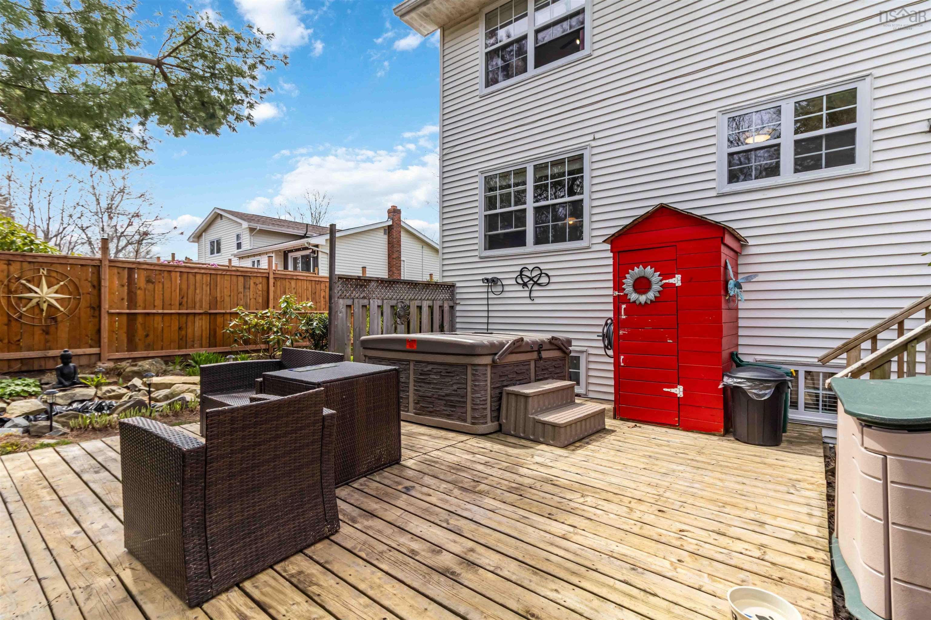 $859,900.00: 165 Rockmanor Drive, Bedford