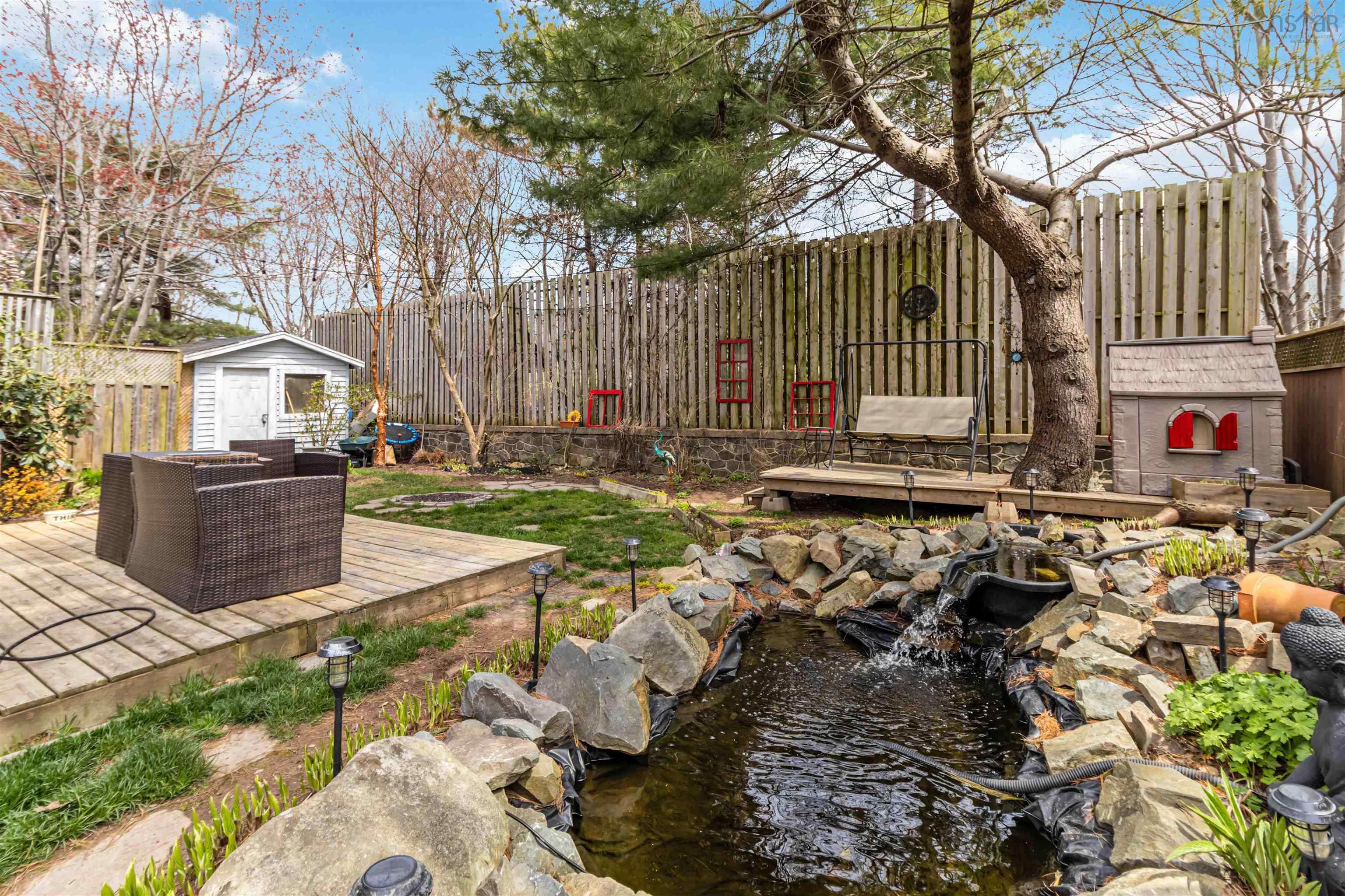$859,900.00: 165 Rockmanor Drive, Bedford