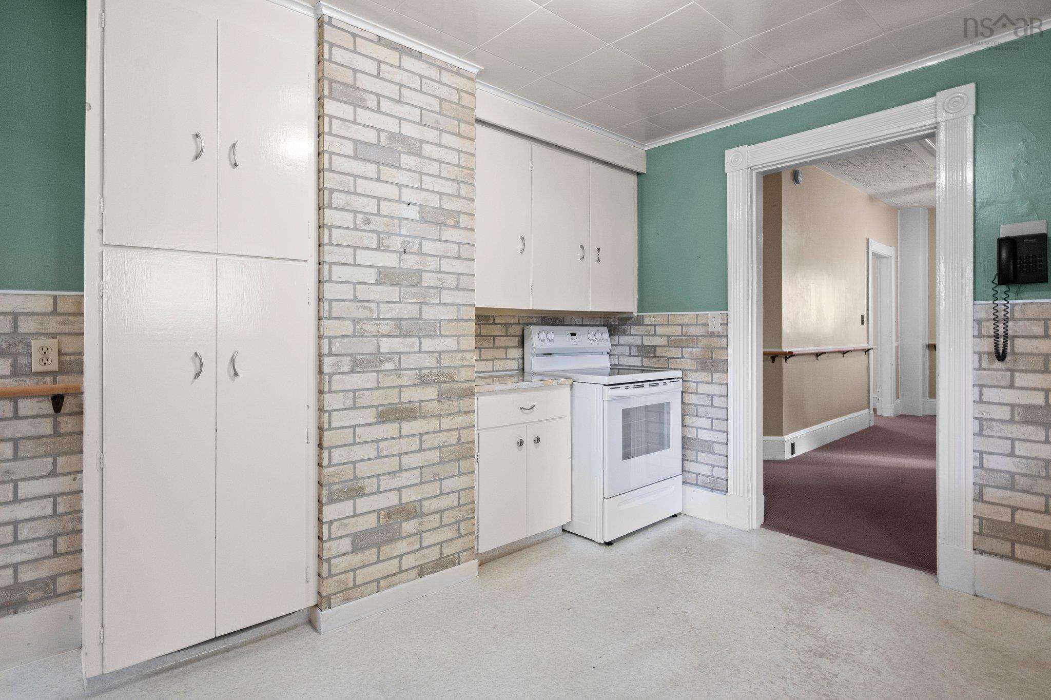 $649,900.00: 132 & 142 Gray Street, Windsor