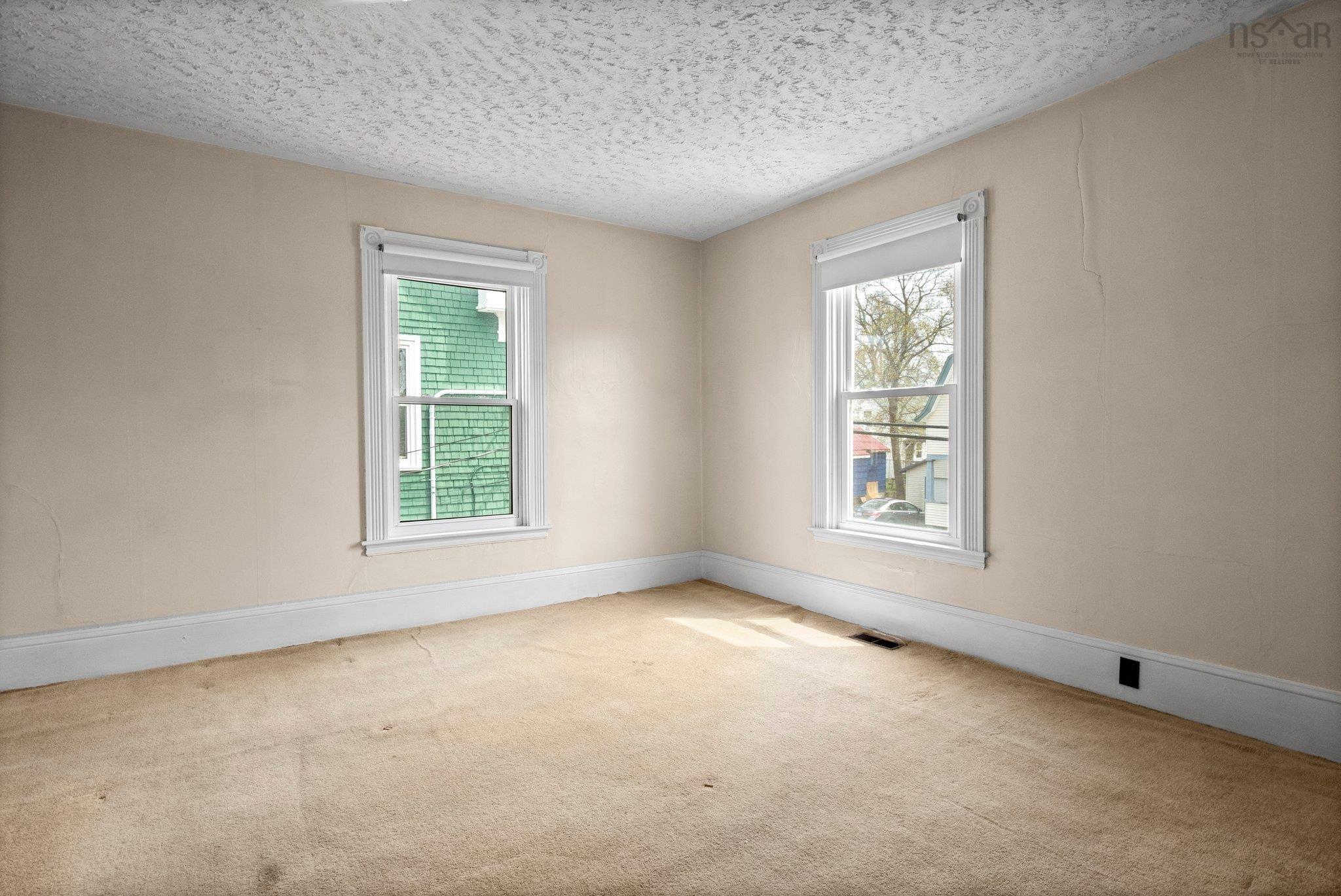 $649,900.00: 132 & 142 Gray Street, Windsor