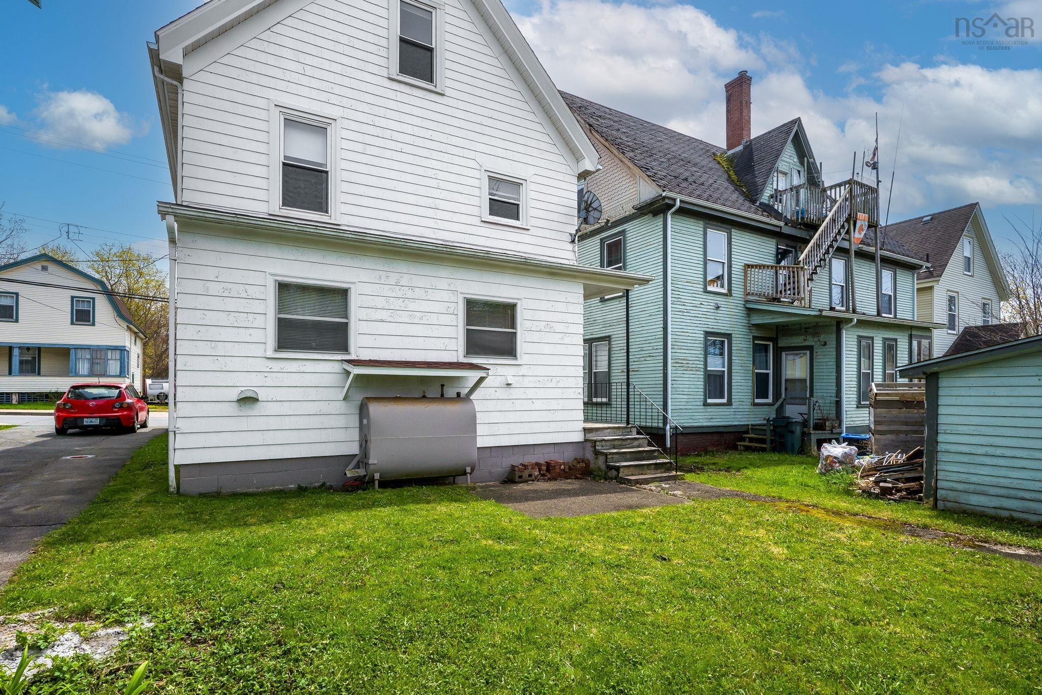 $649,900.00: 132 & 142 Gray Street, Windsor