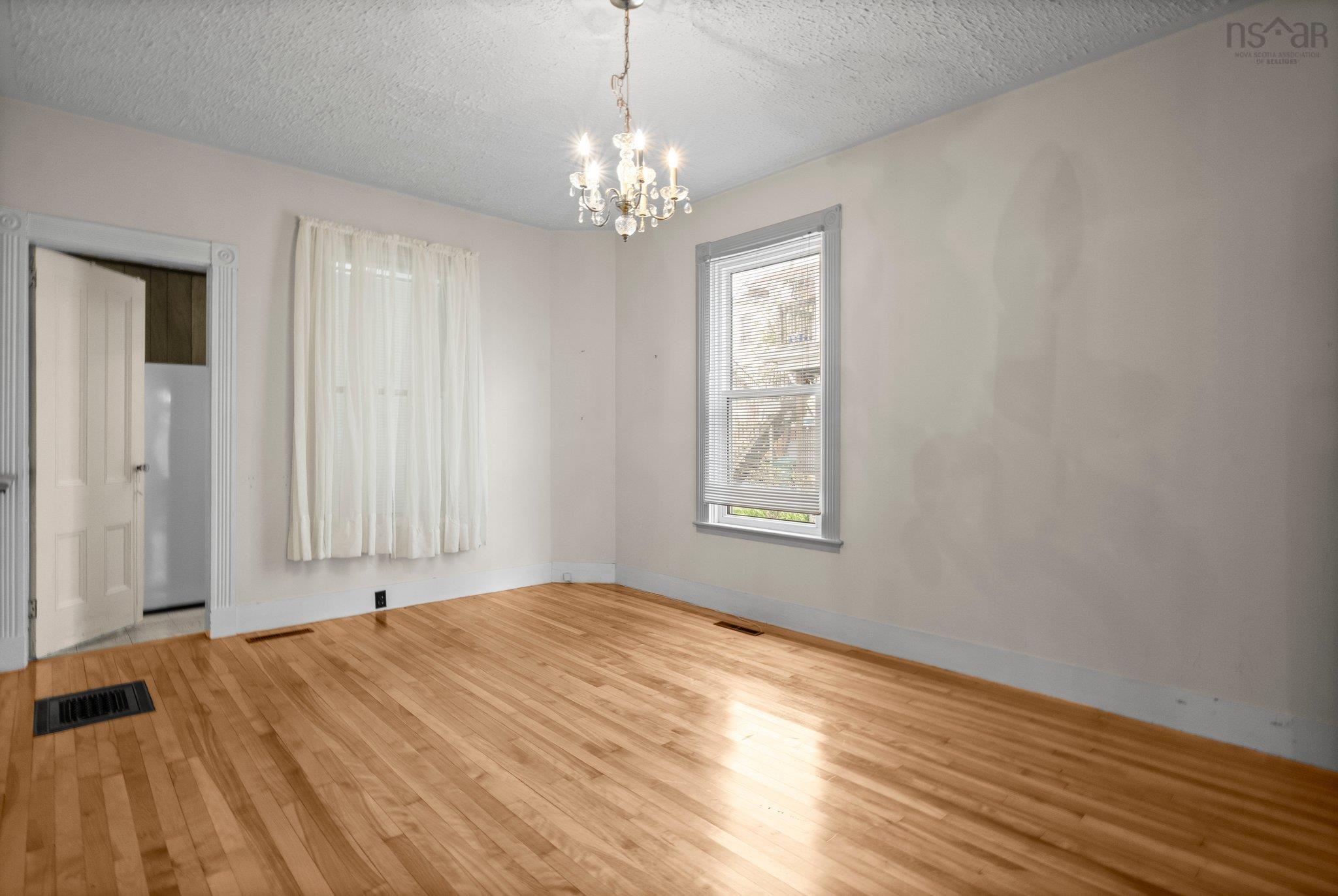 $649,900.00: 132 & 142 Gray Street, Windsor