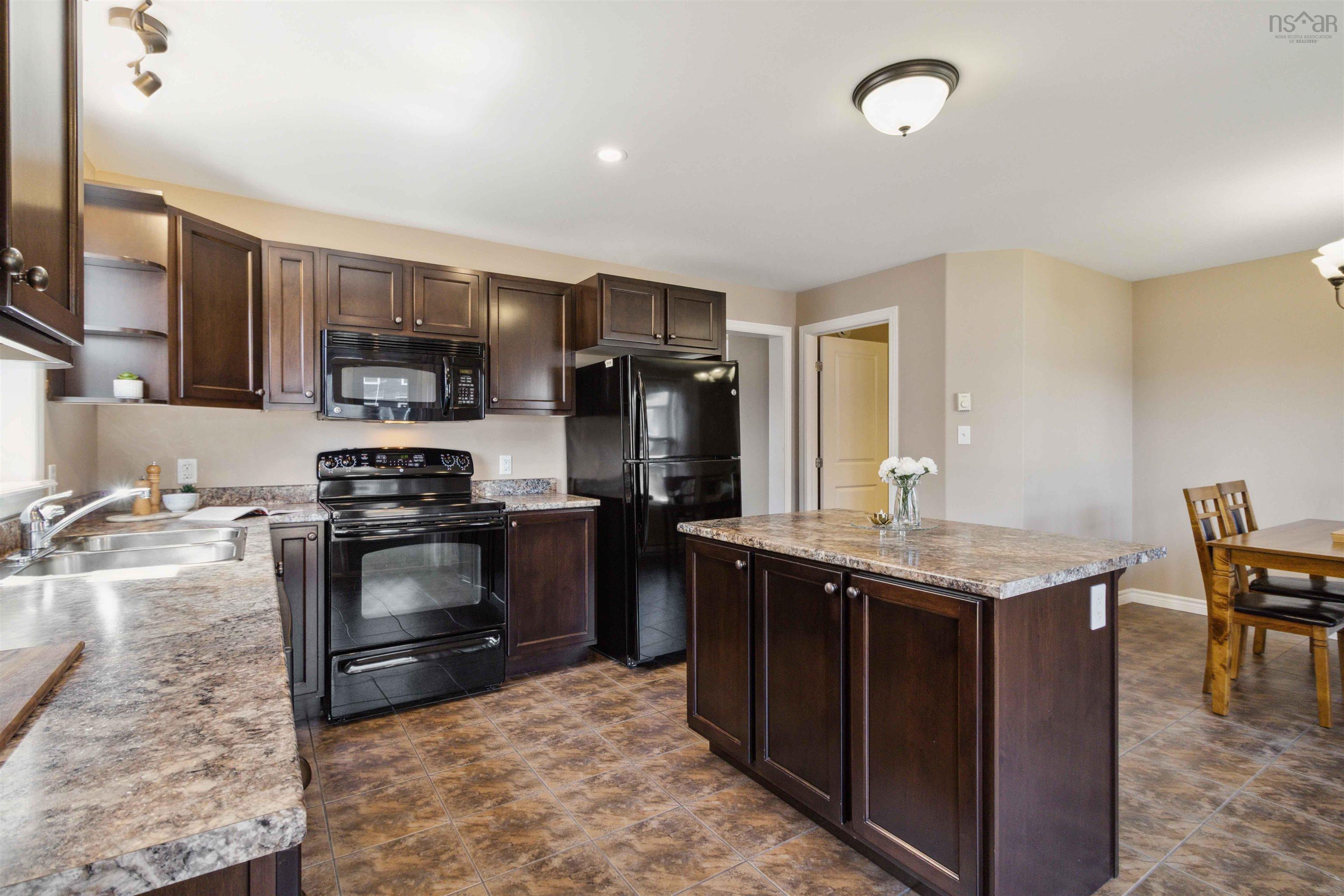 $539,900.00: 42 Lier Ridge, Halifax
