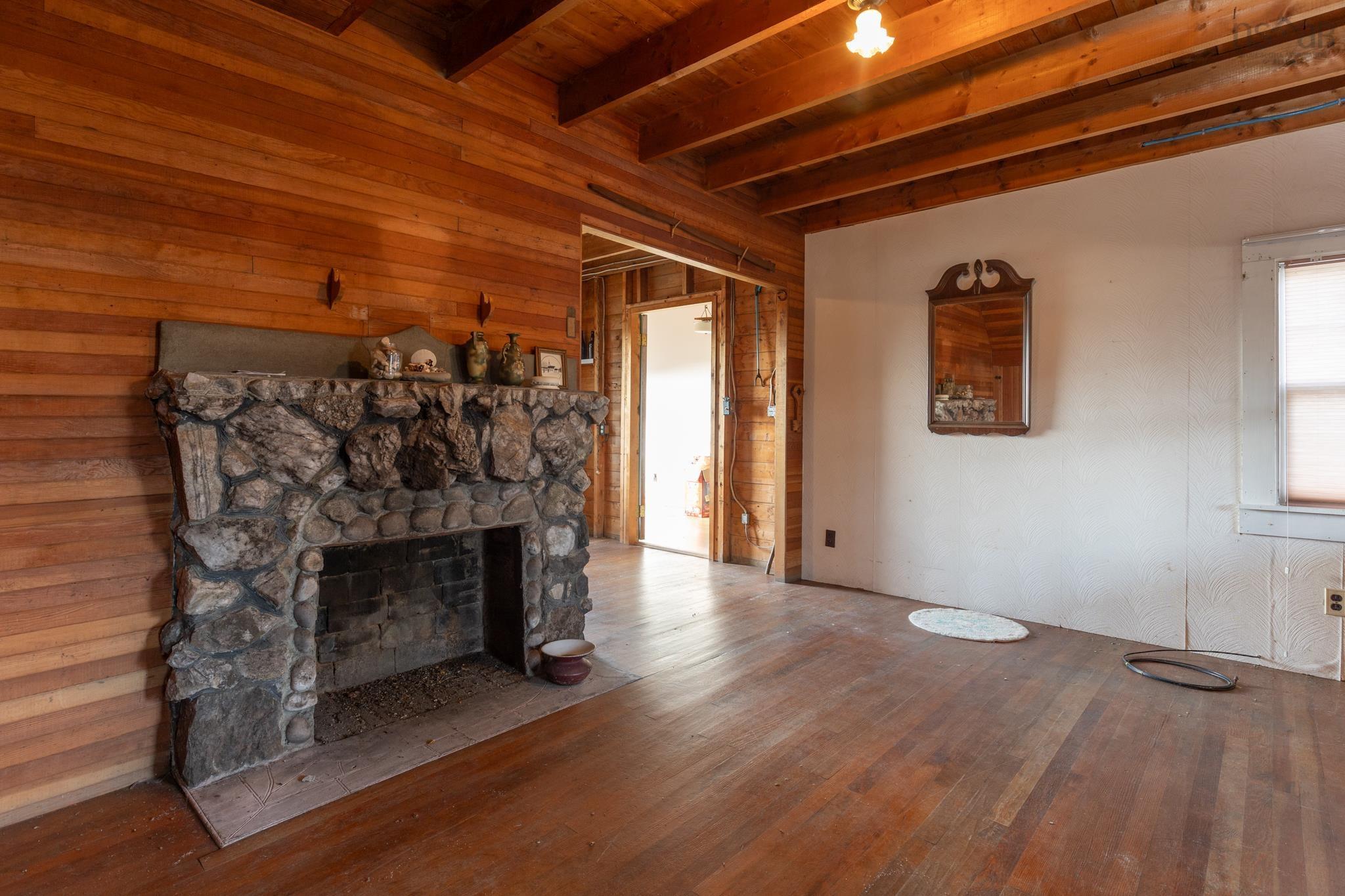 $309,900.00: 2473 Chebogue Road, Sand Beach