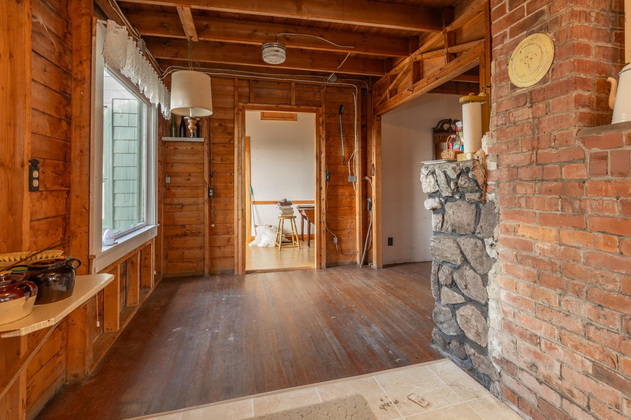 $299,900.00: 2473 Chebogue Road, Sand Beach