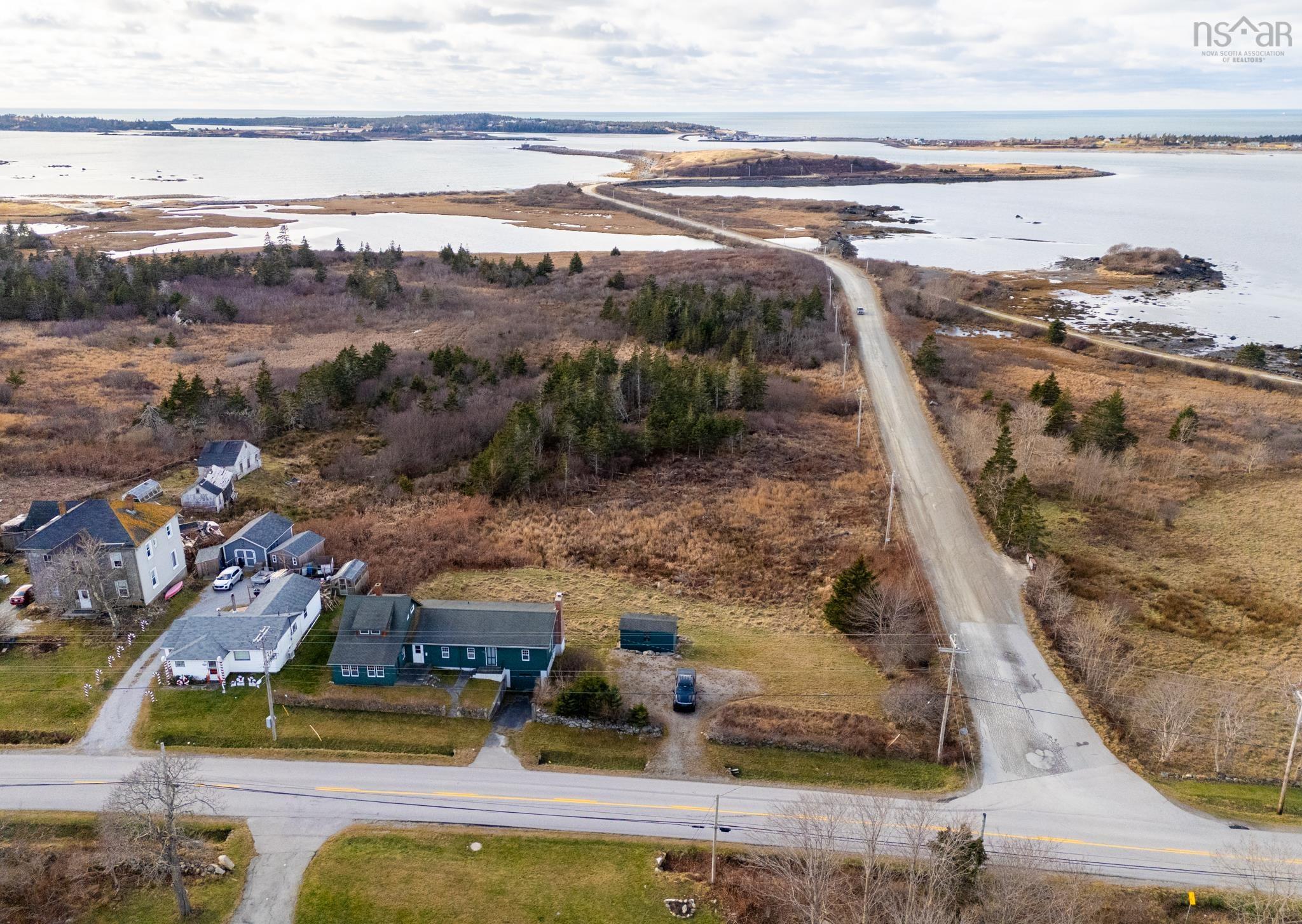 $309,900.00: 2473 Chebogue Road, Sand Beach