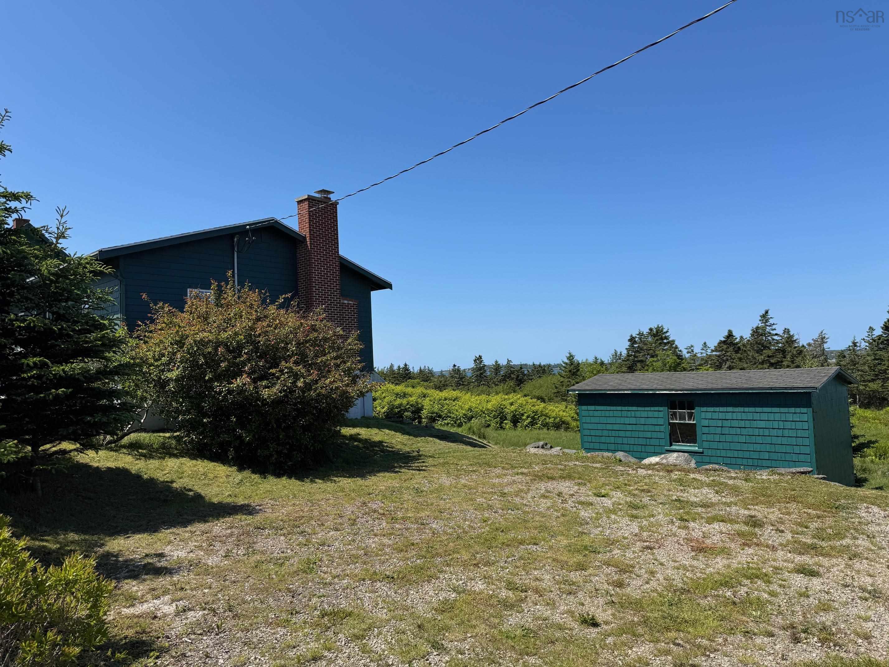 $299,900.00: 2473 Chebogue Road, Sand Beach