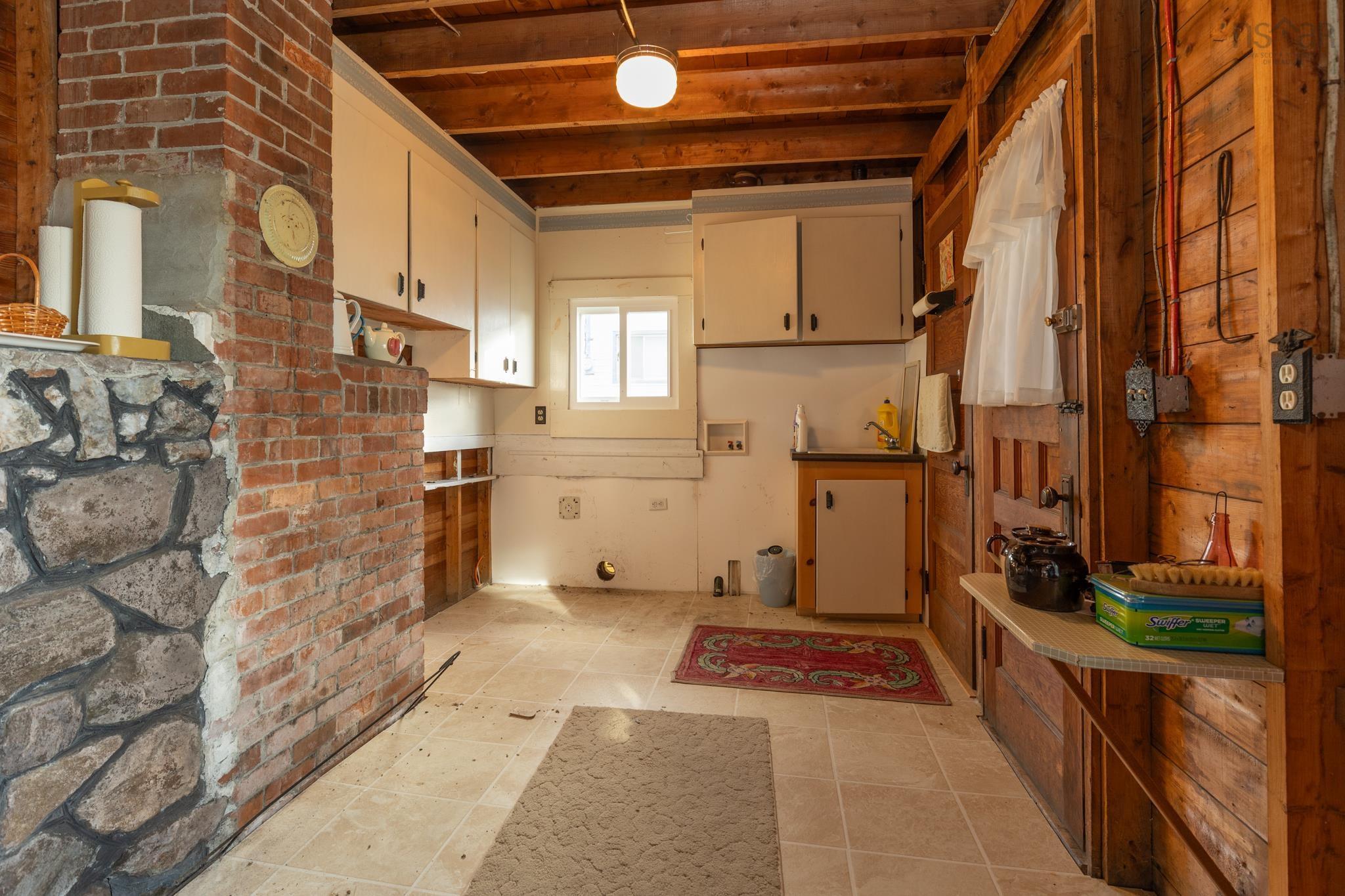 $299,900.00: 2473 Chebogue Road, Sand Beach