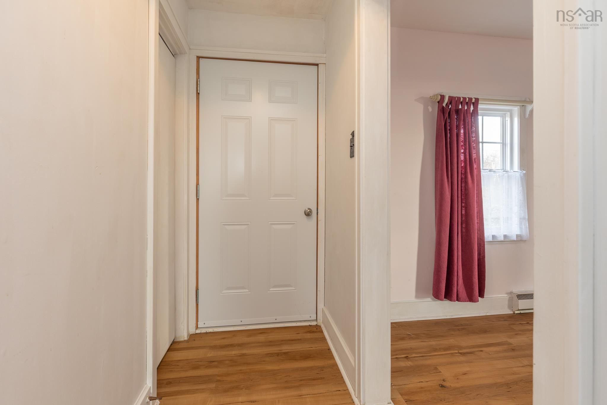 $299,900.00: 2473 Chebogue Road, Sand Beach