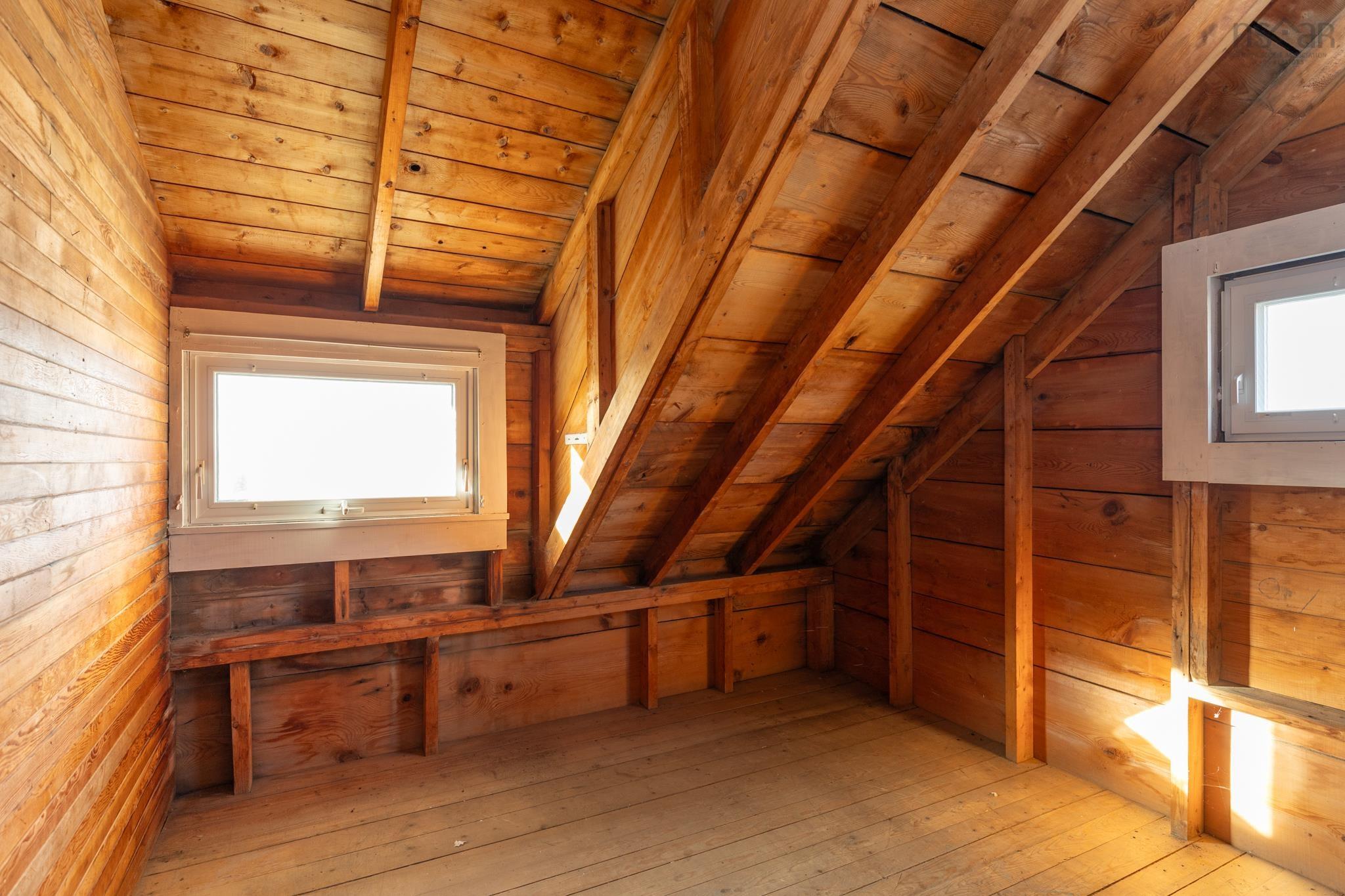 $299,900.00: 2473 Chebogue Road, Sand Beach