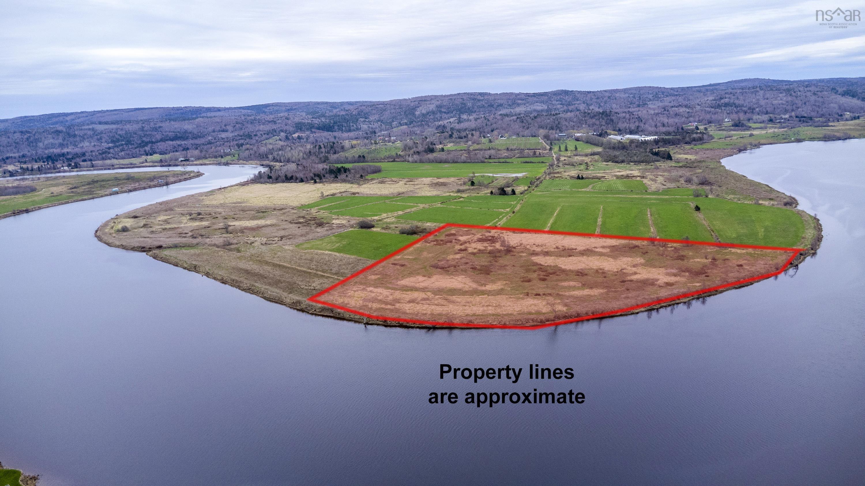 $96,000.00: 16 Highway 201, Tupperville