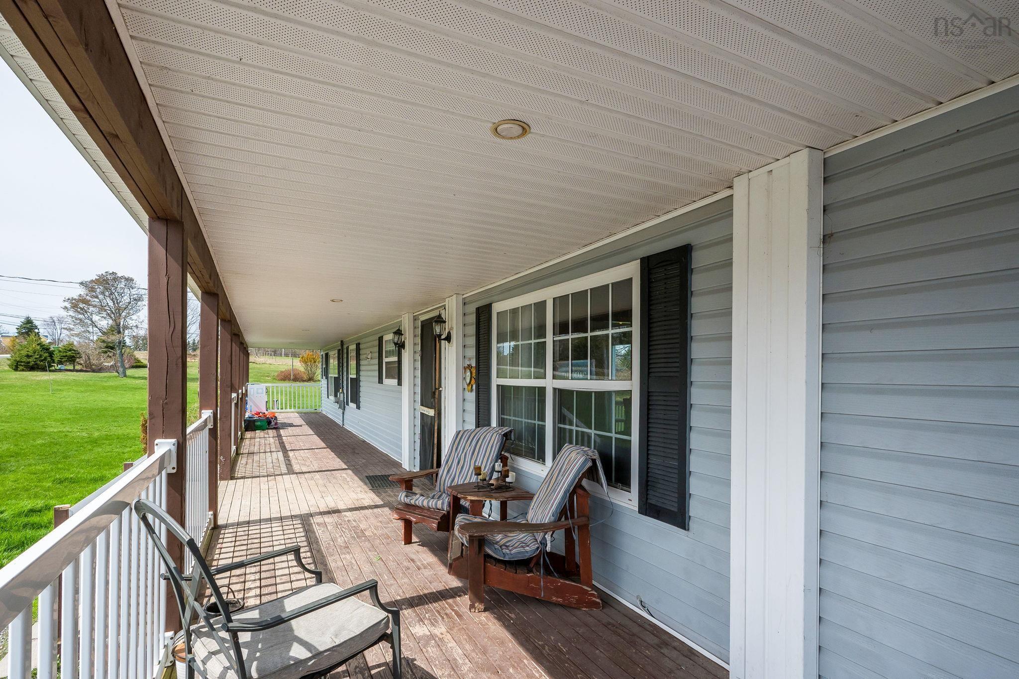 $399,000.00: 6145 Highway 215, Cheverie