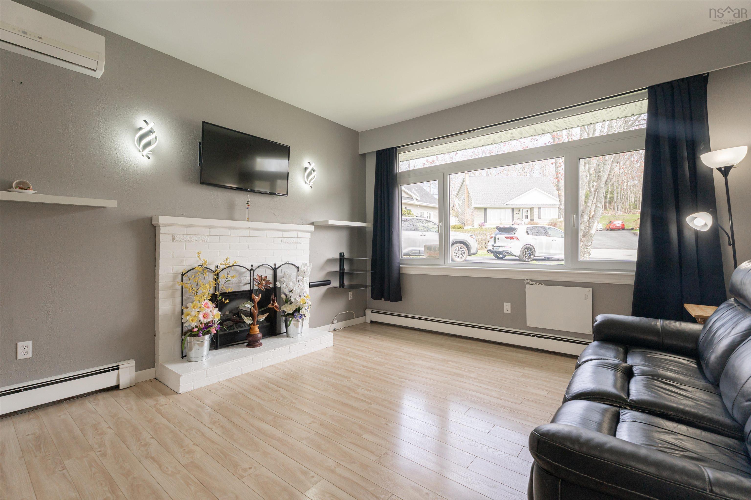 $509,900.00: 106 Belleshire Drive, Lower Sackville