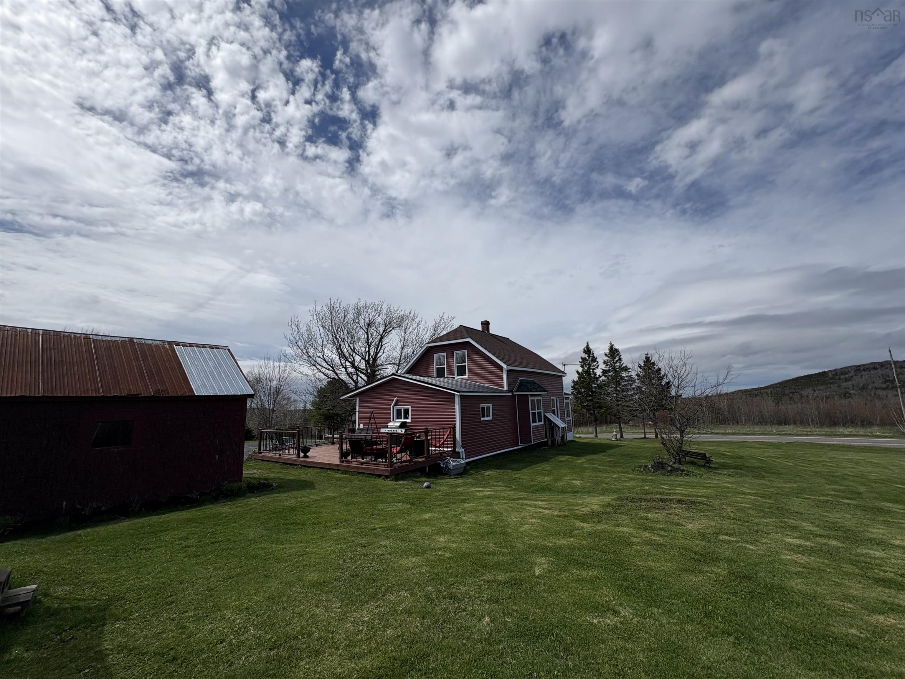 $349,000.00: 10250 Highway 4, Broadway