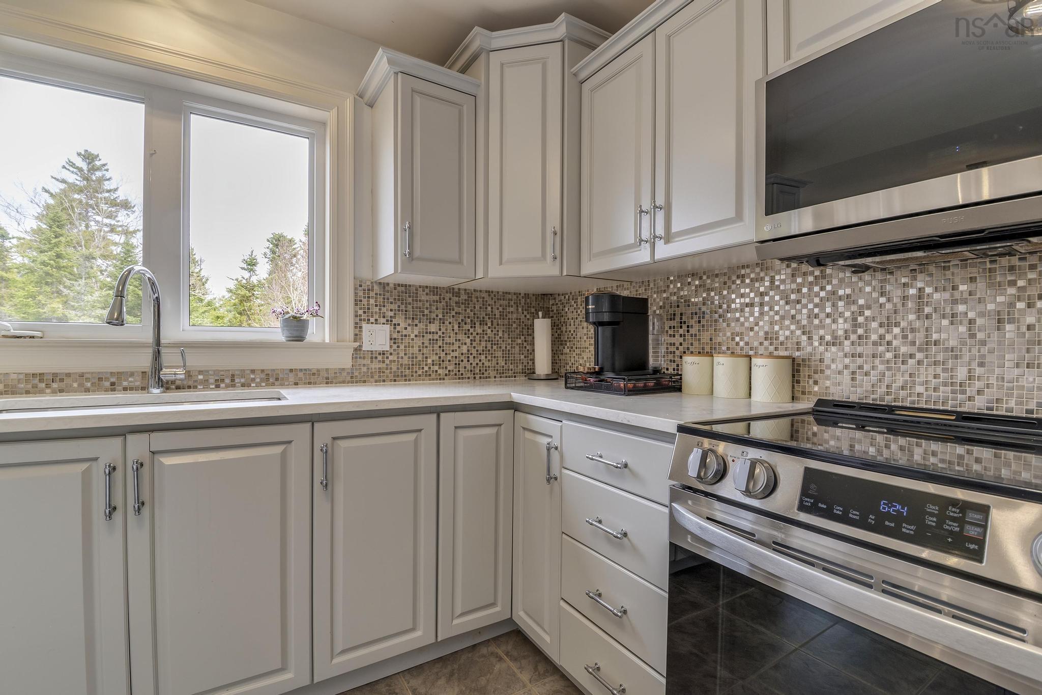 $549,900.00: 31 Avebury Court, Sackville