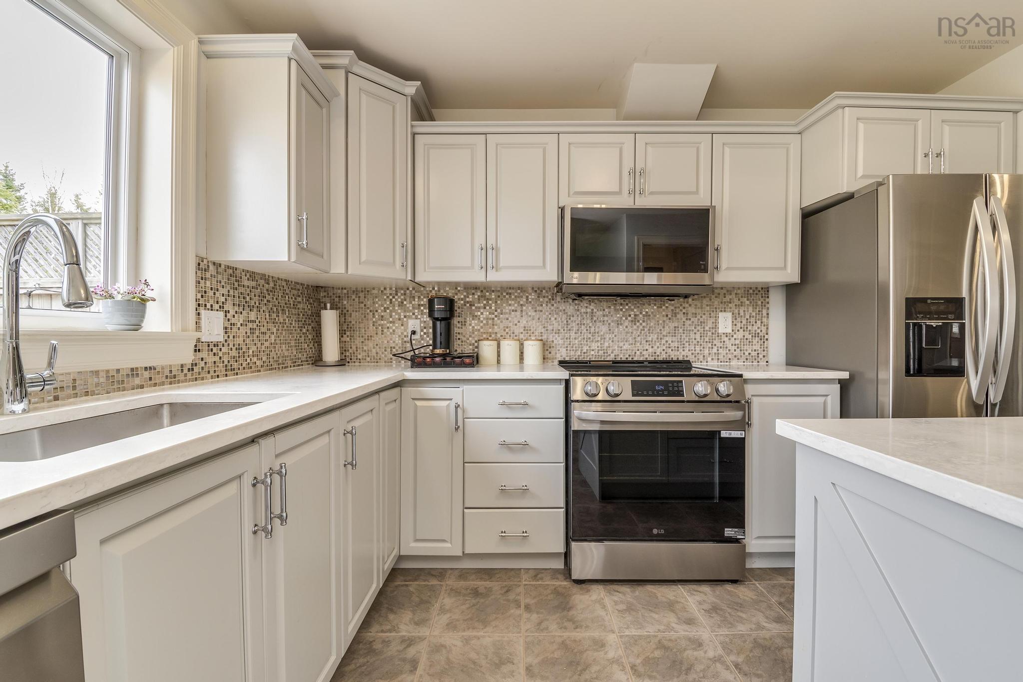 $549,900.00: 31 Avebury Court, Sackville