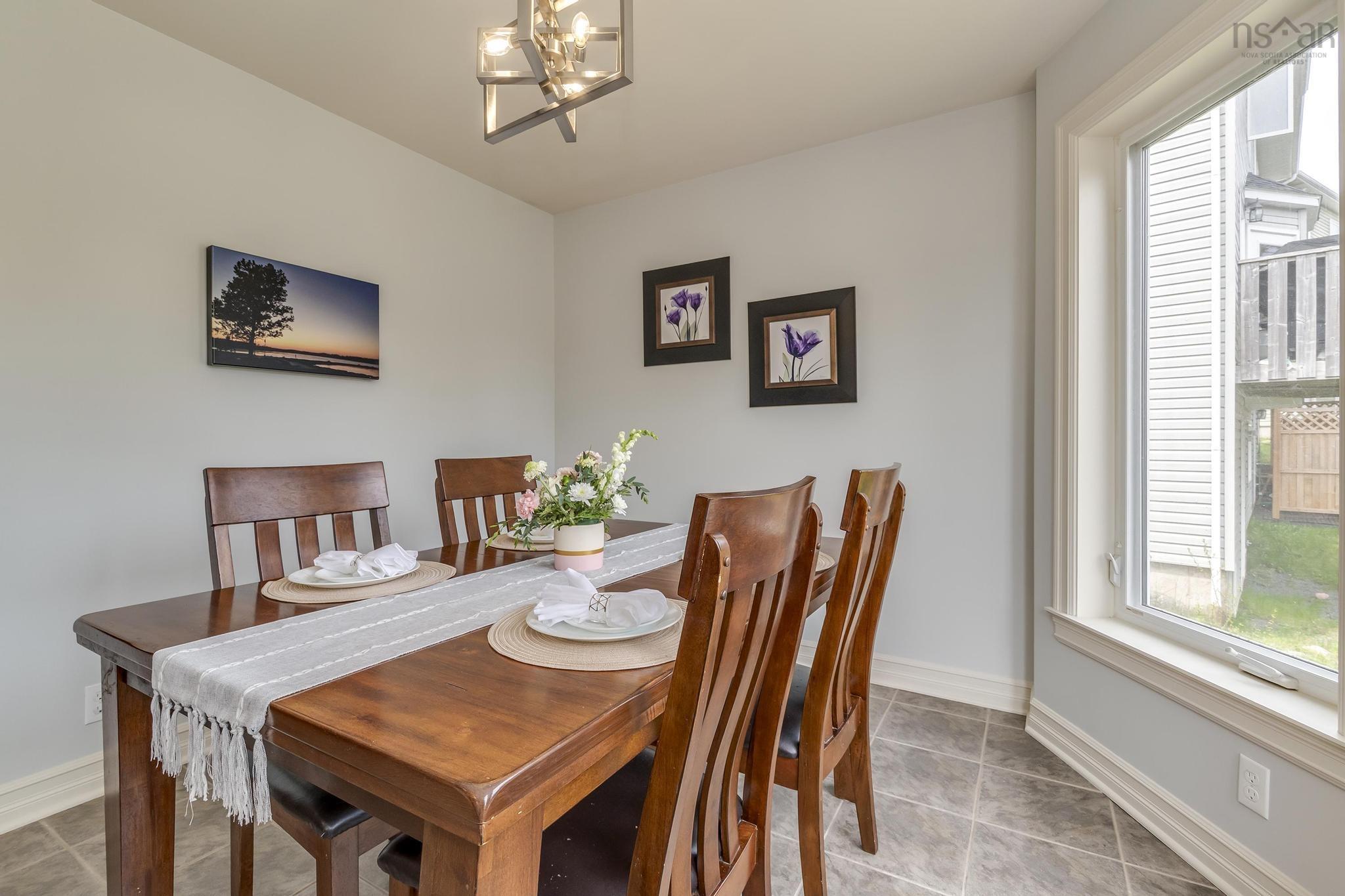 $549,900.00: 31 Avebury Court, Sackville