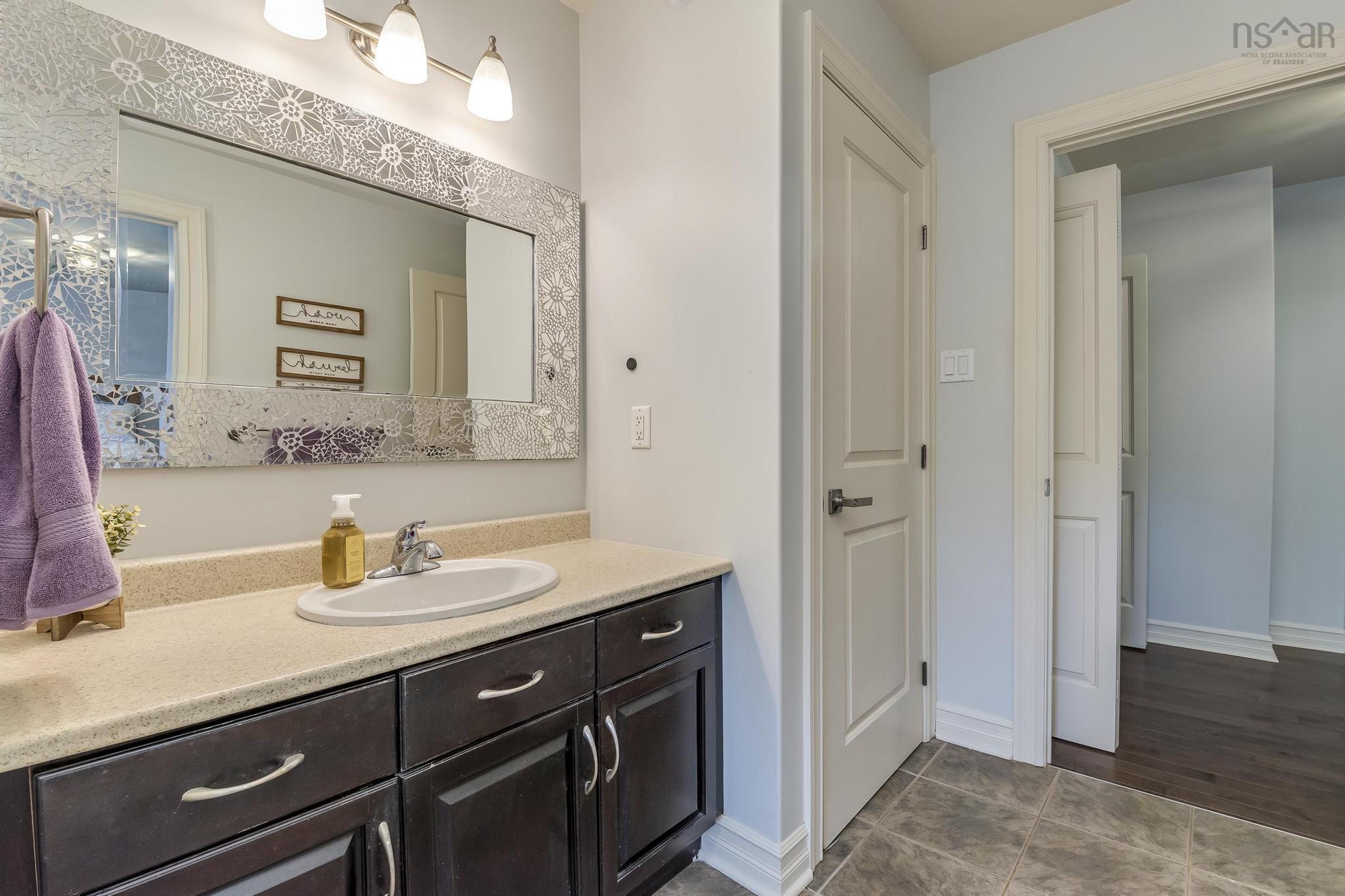 $549,900.00: 31 Avebury Court, Sackville