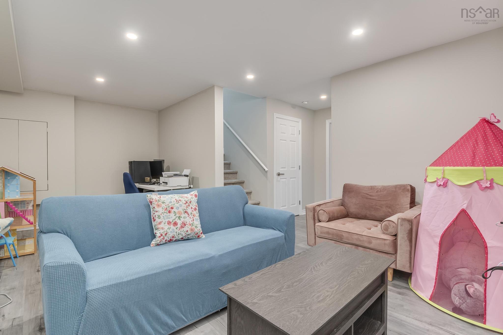 $549,900.00: 31 Avebury Court, Sackville