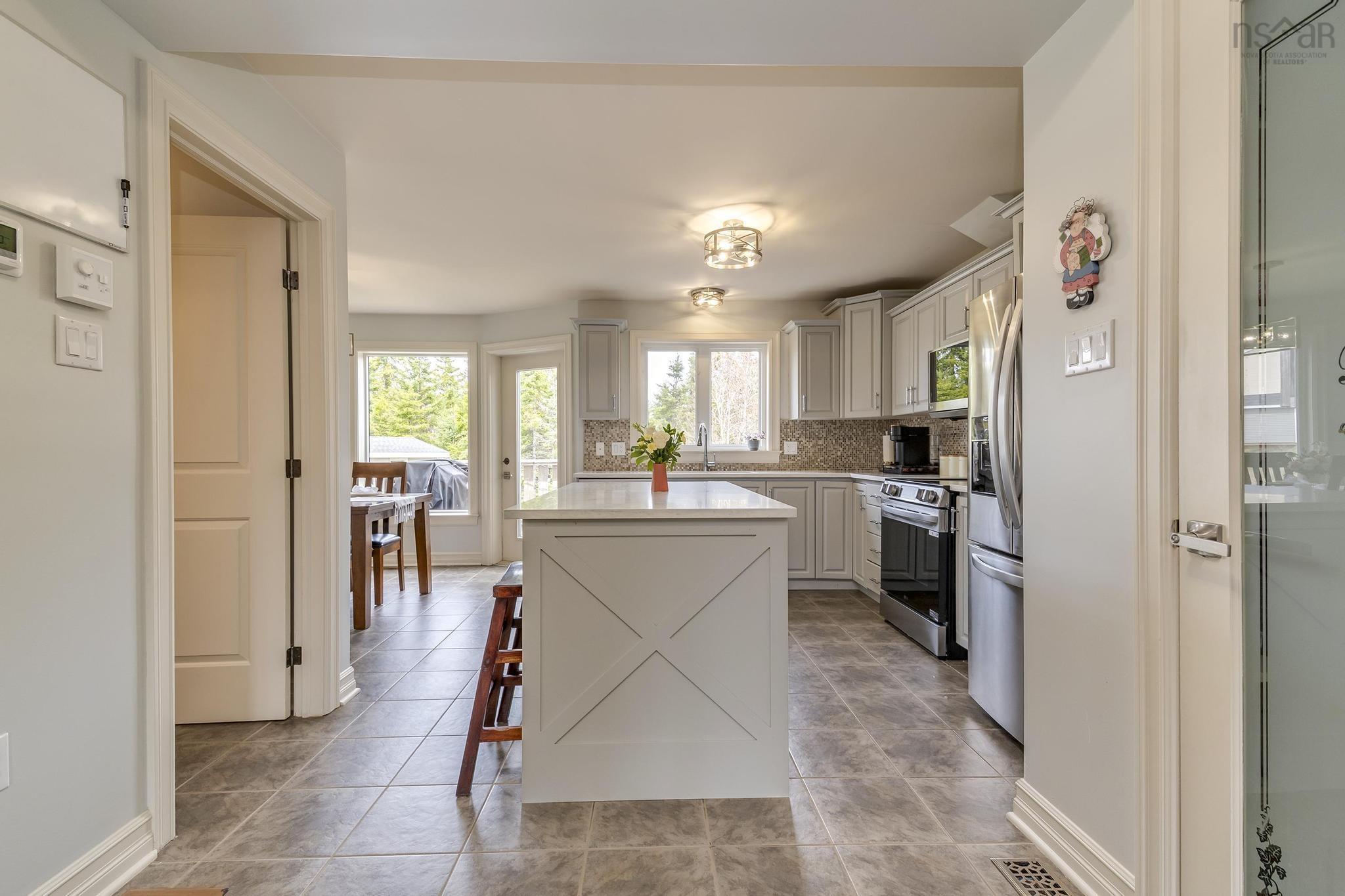 $549,900.00: 31 Avebury Court, Sackville