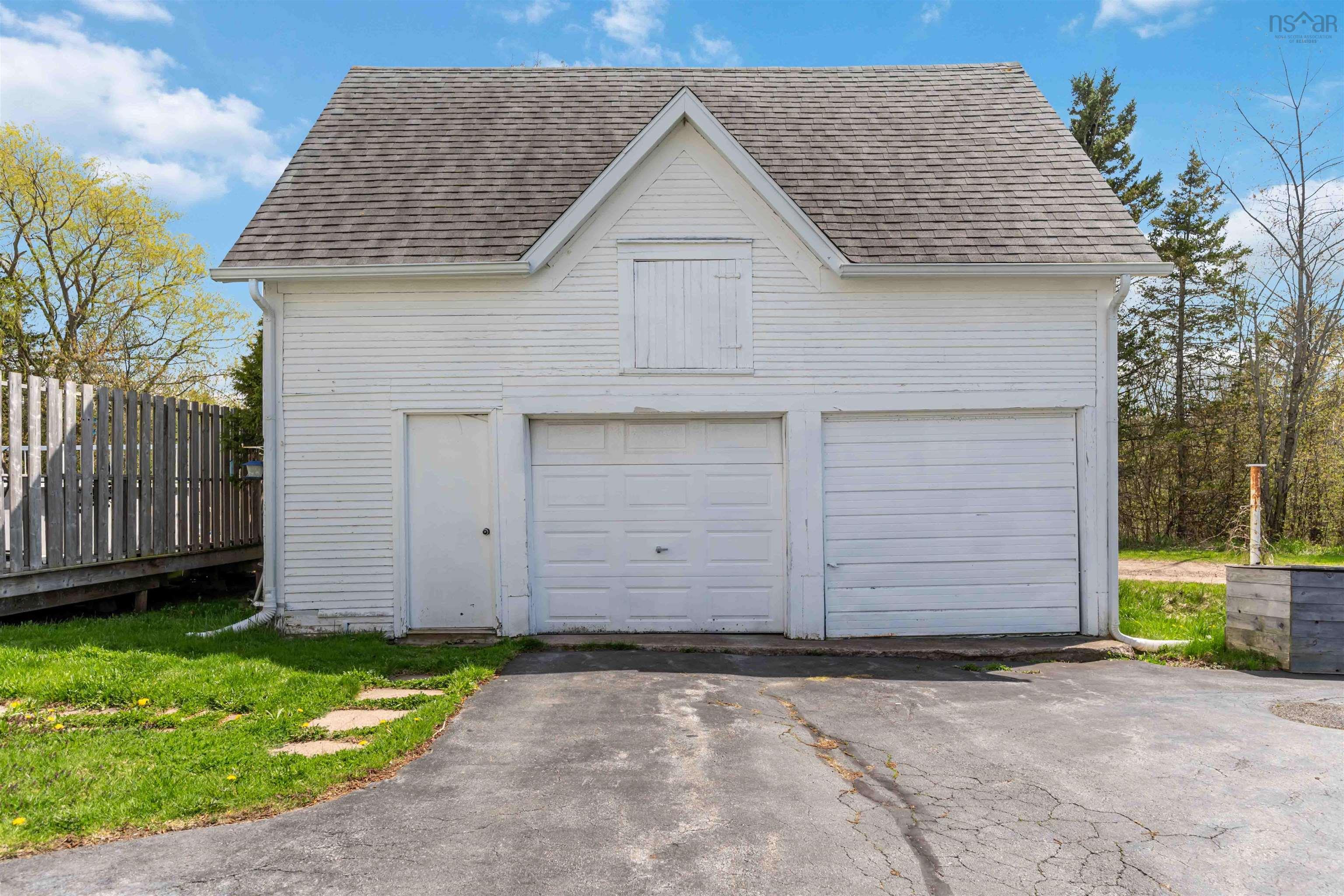 $372,000.00: 4164 Highway 201, Bridgetown