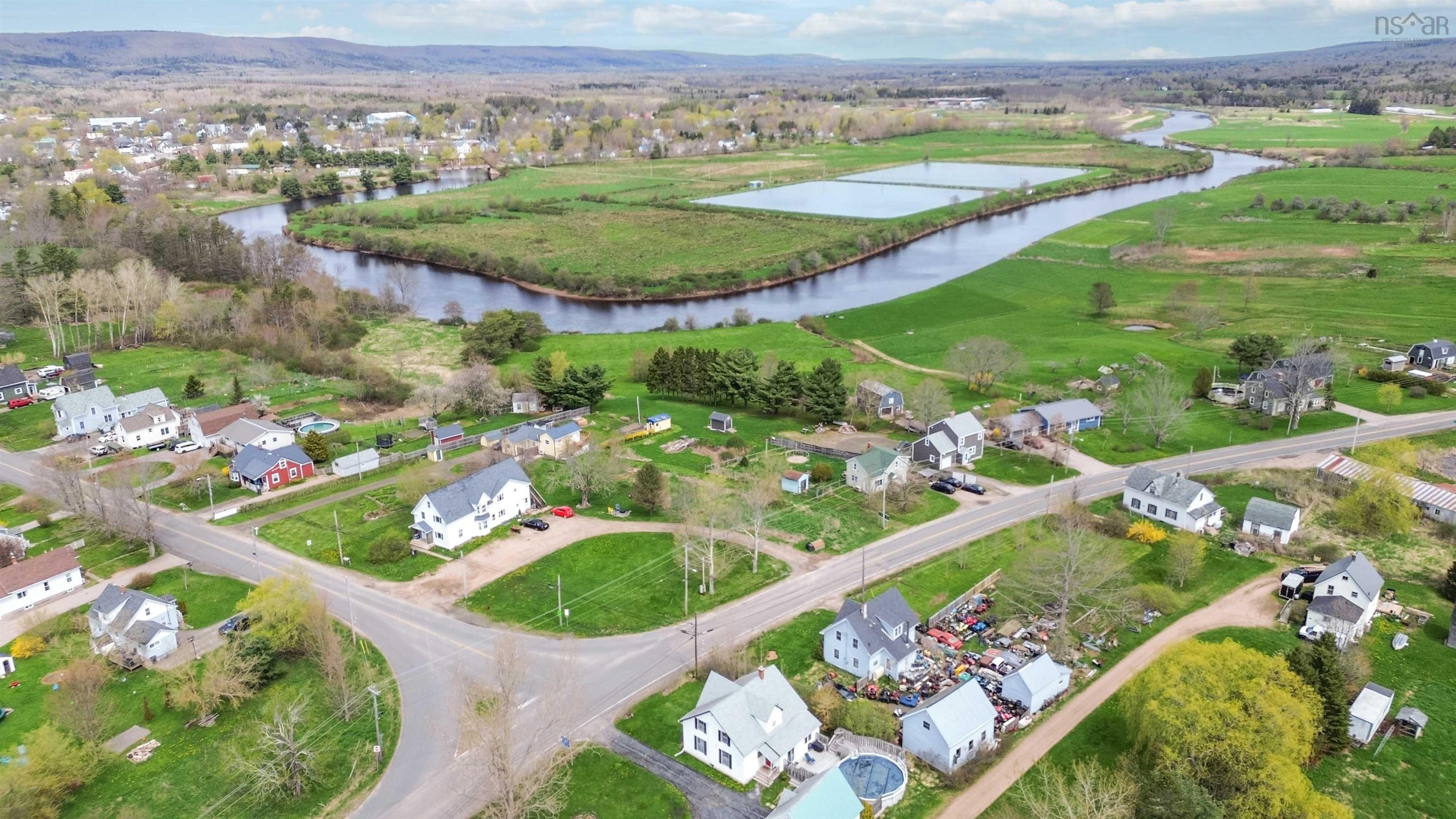 $372,000.00: 4164 Highway 201, Bridgetown