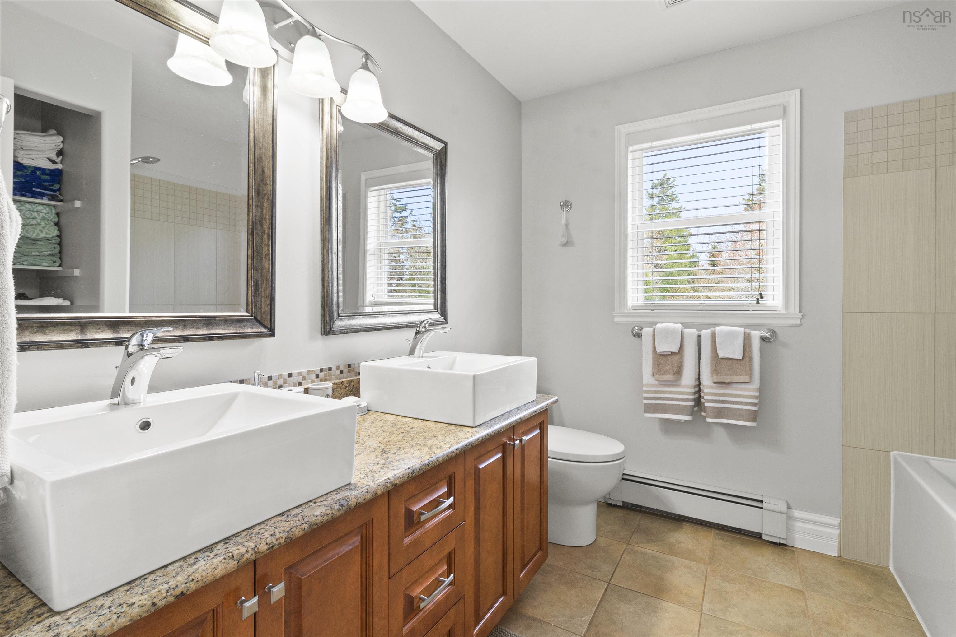 $849,900.00: 158 Skye Crescent, Hammonds Plains