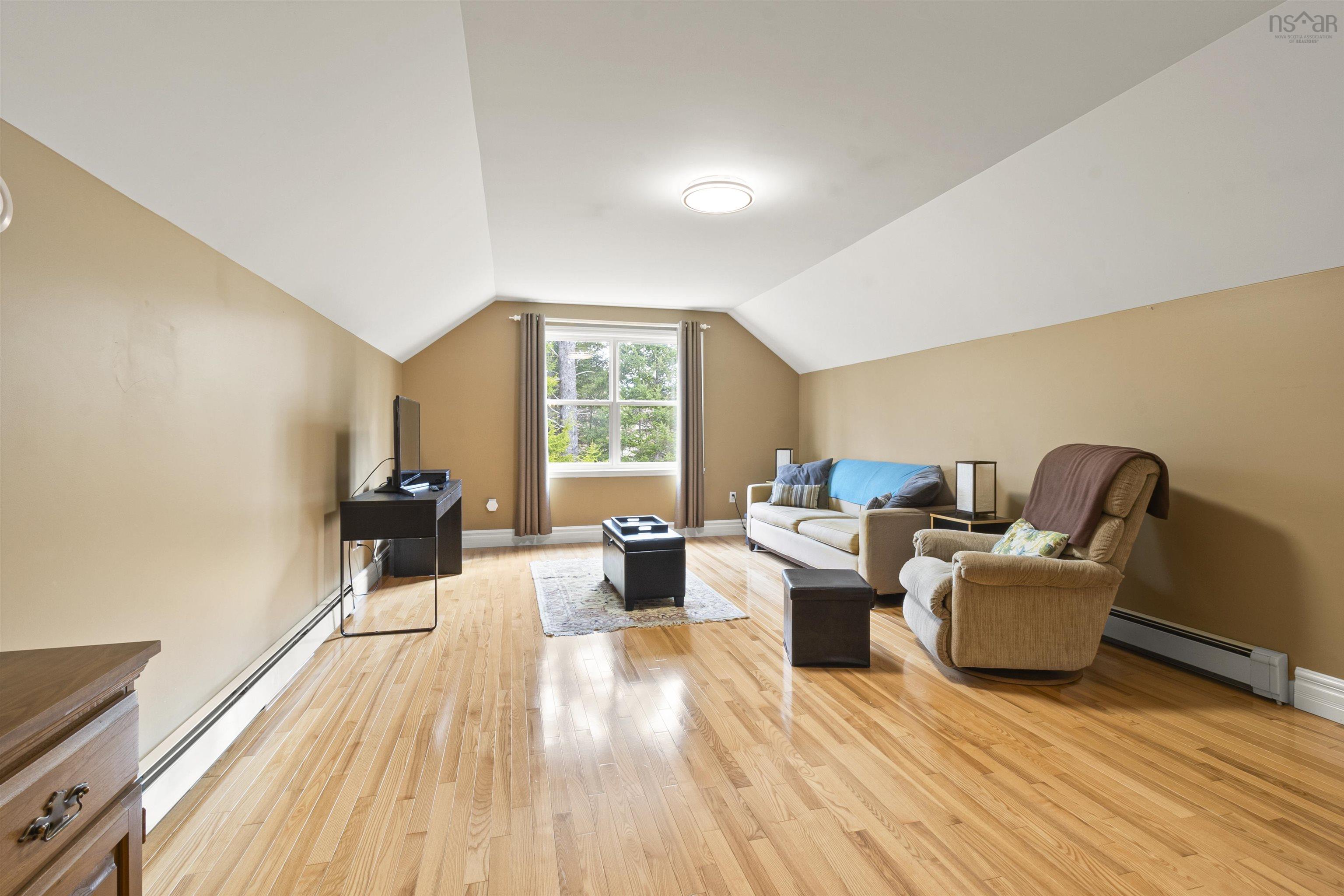 $849,900.00: 158 Skye Crescent, Hammonds Plains