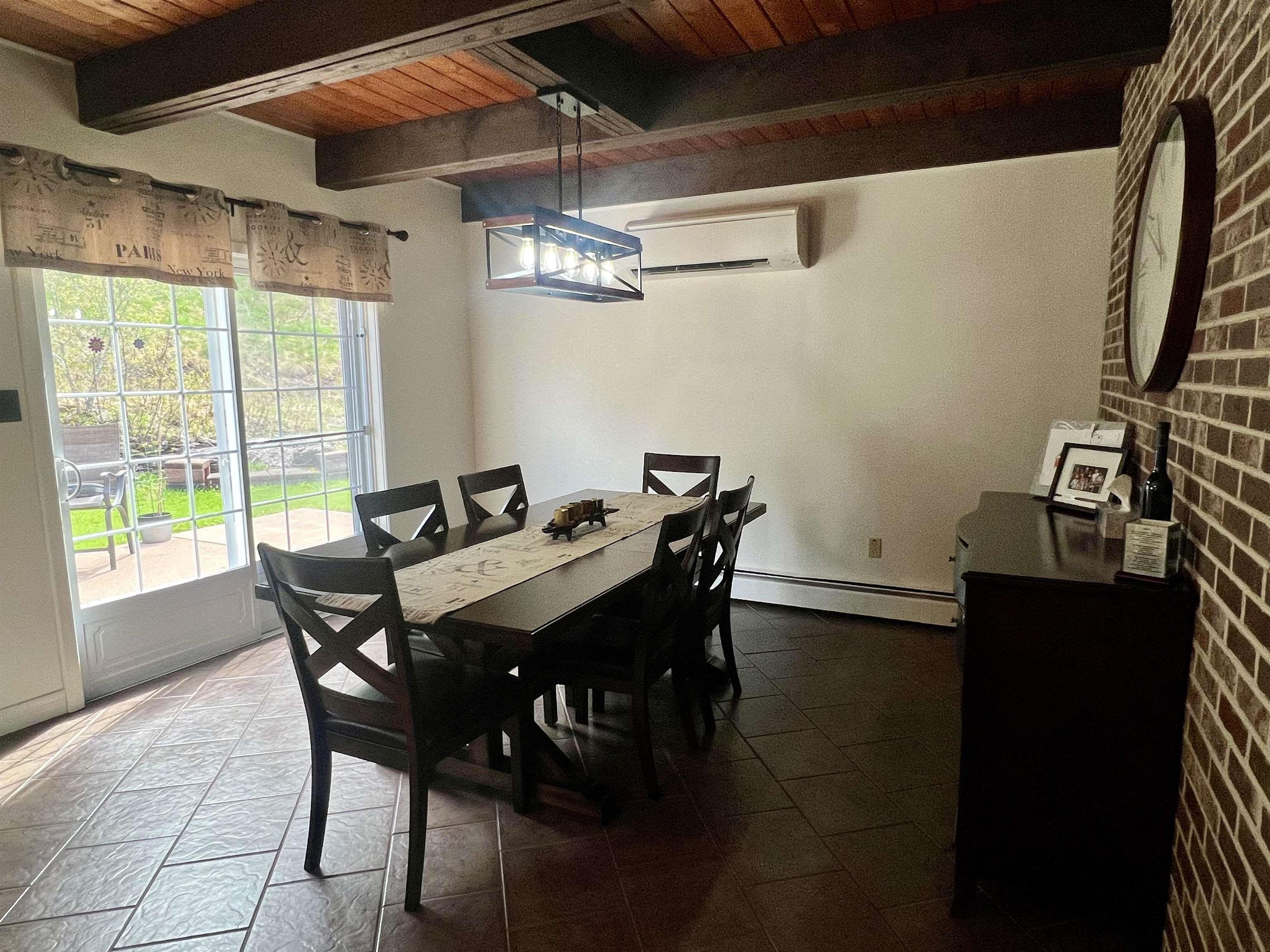 $449,900.00: 700 River Road, Springville