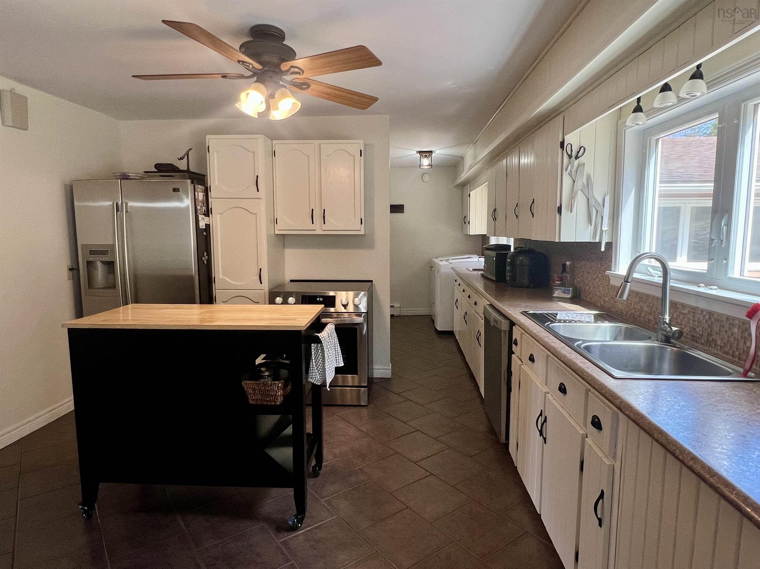$449,900.00: 700 River Road, Springville
