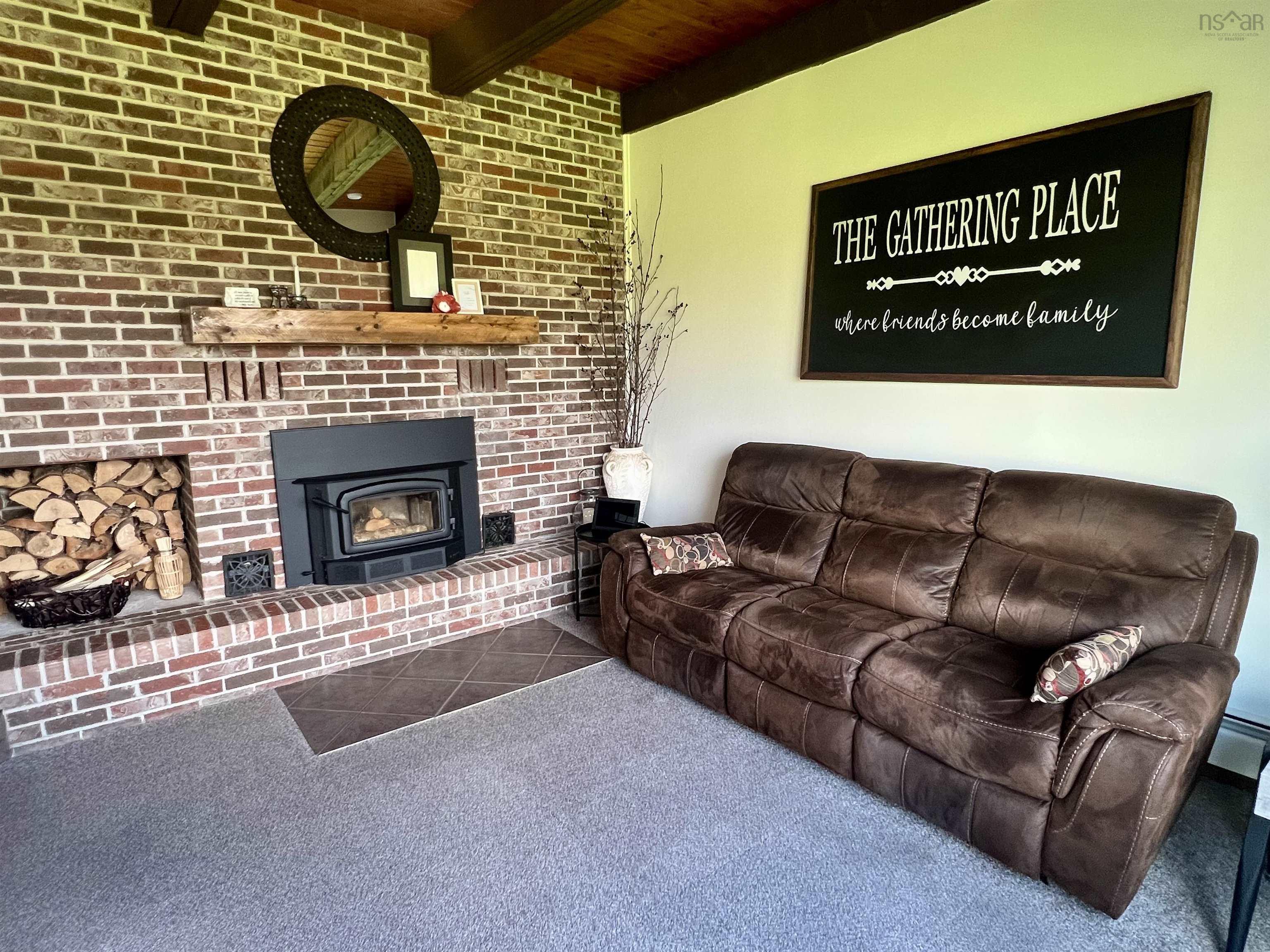 $449,900.00: 700 River Road, Springville