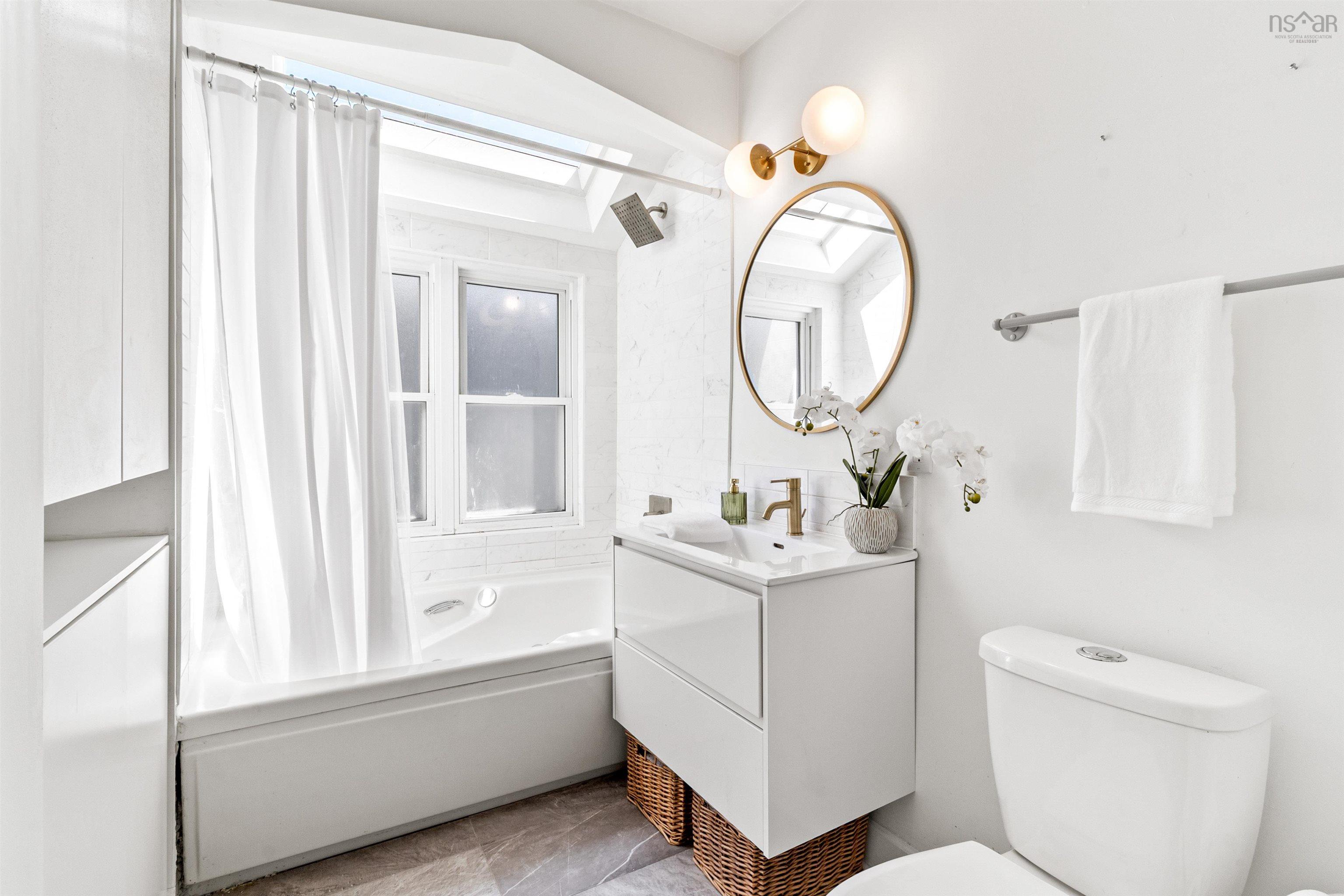 $484,900.00: 6 1061 South Park Street, Halifax