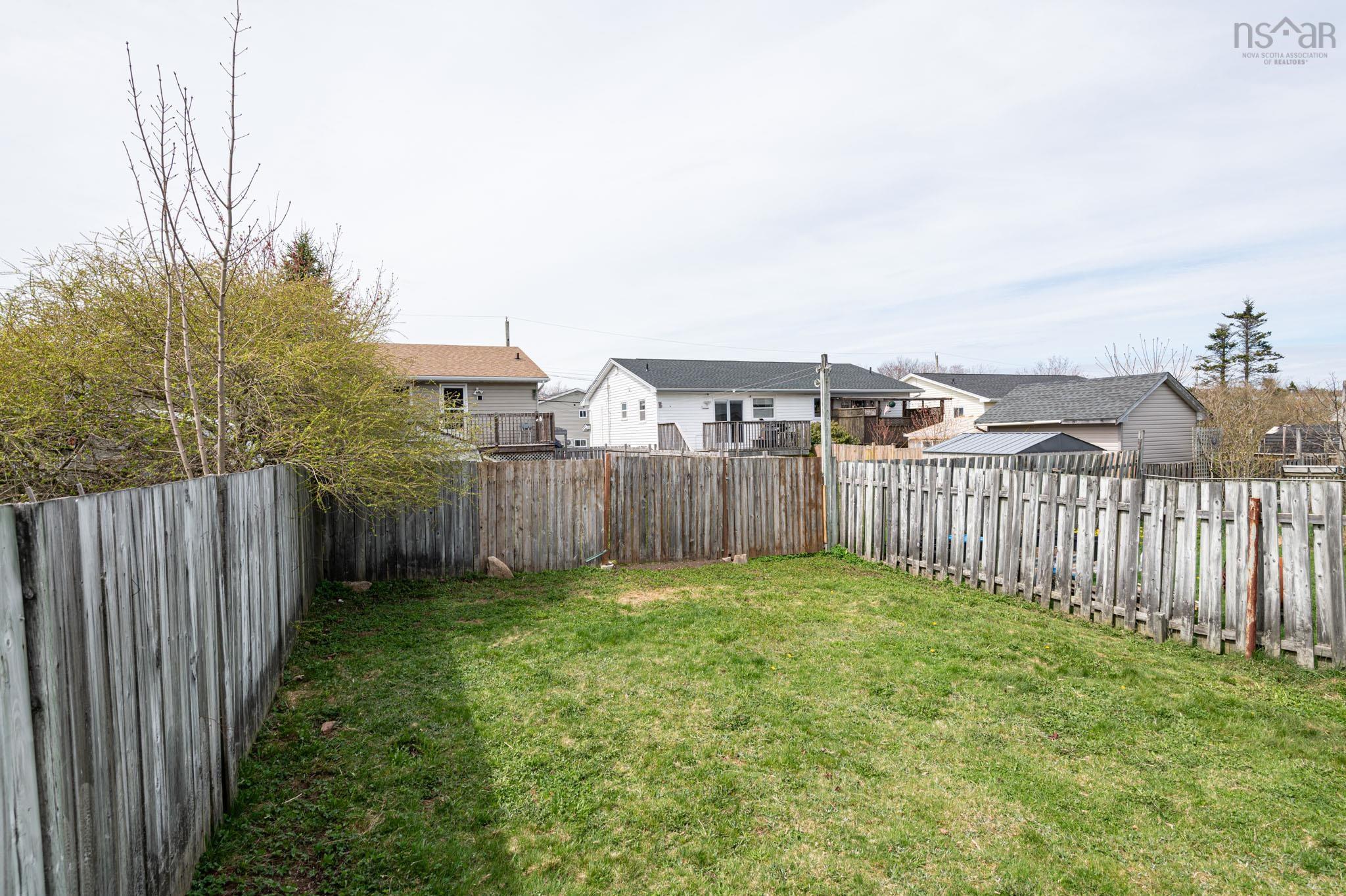 $429,000.00: 72 Sugar Maple, Timberlea