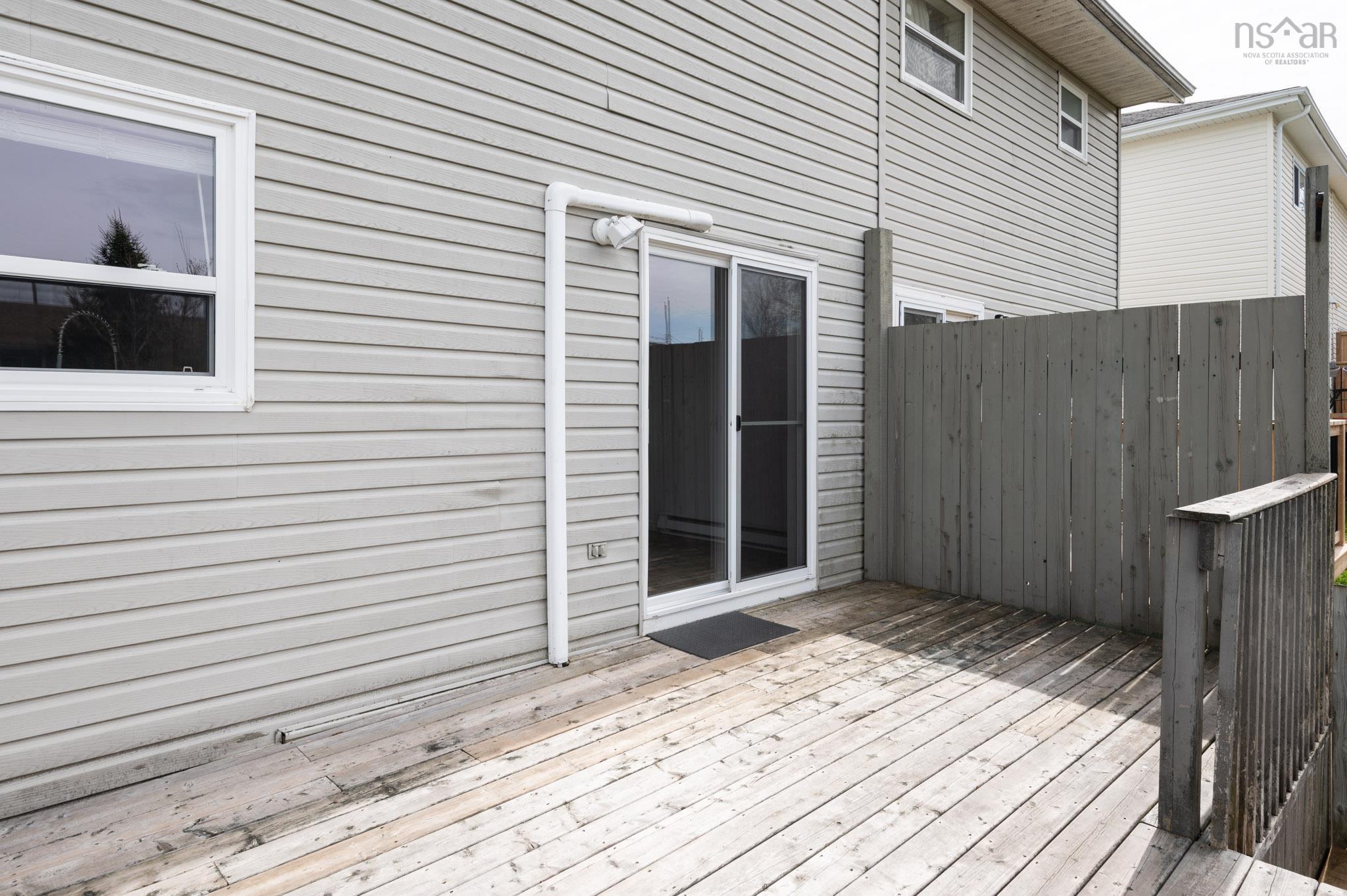 $429,000.00: 72 Sugar Maple, Timberlea
