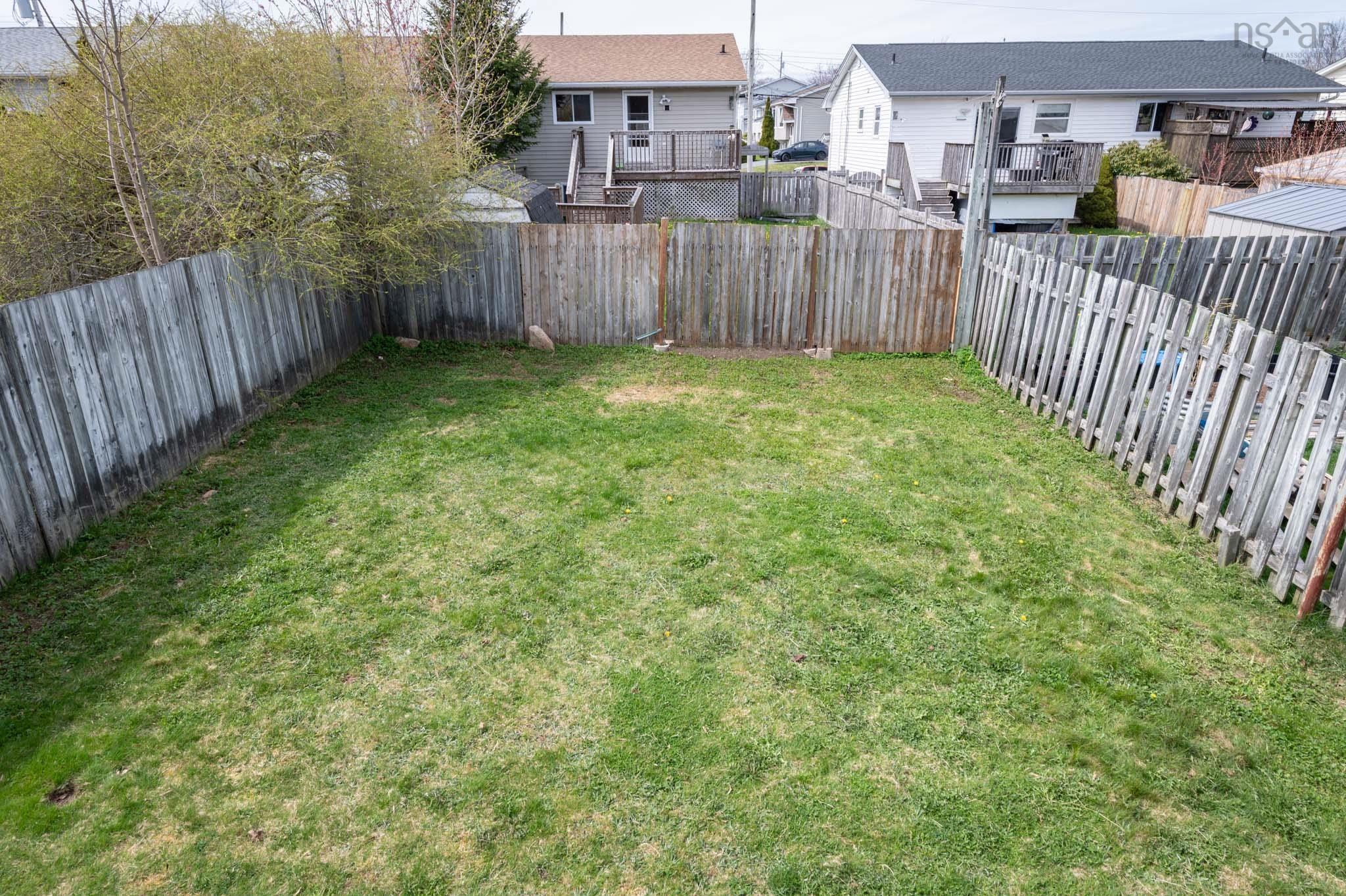 $429,000.00: 72 Sugar Maple, Timberlea