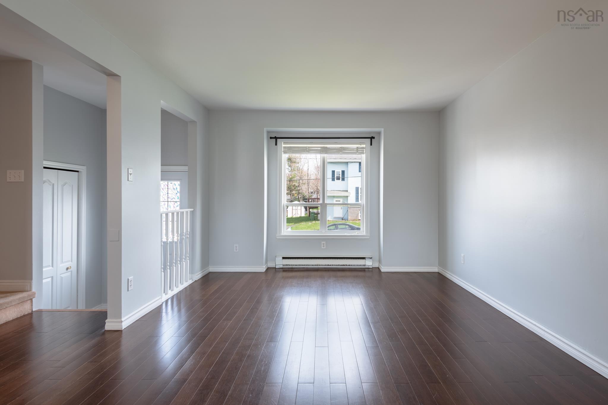 $429,000.00: 72 Sugar Maple, Timberlea