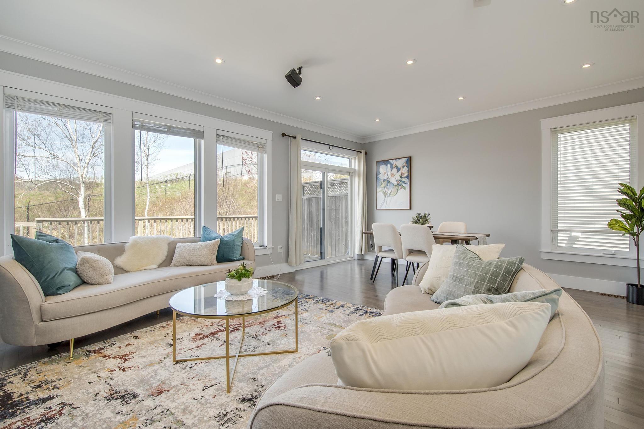 $799,900.00: 62 Hadley Crescent, Halifax